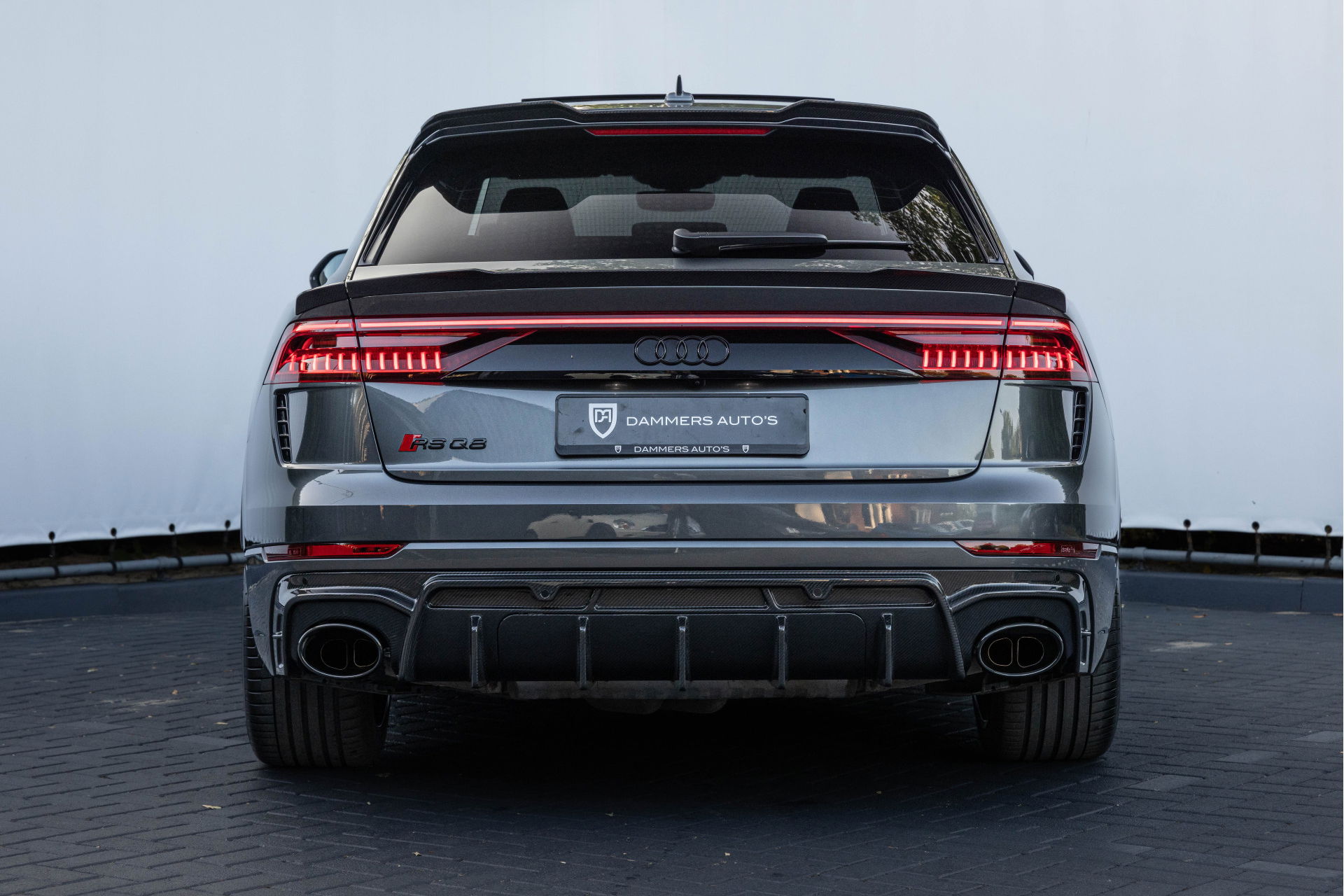 Audi RSQ8