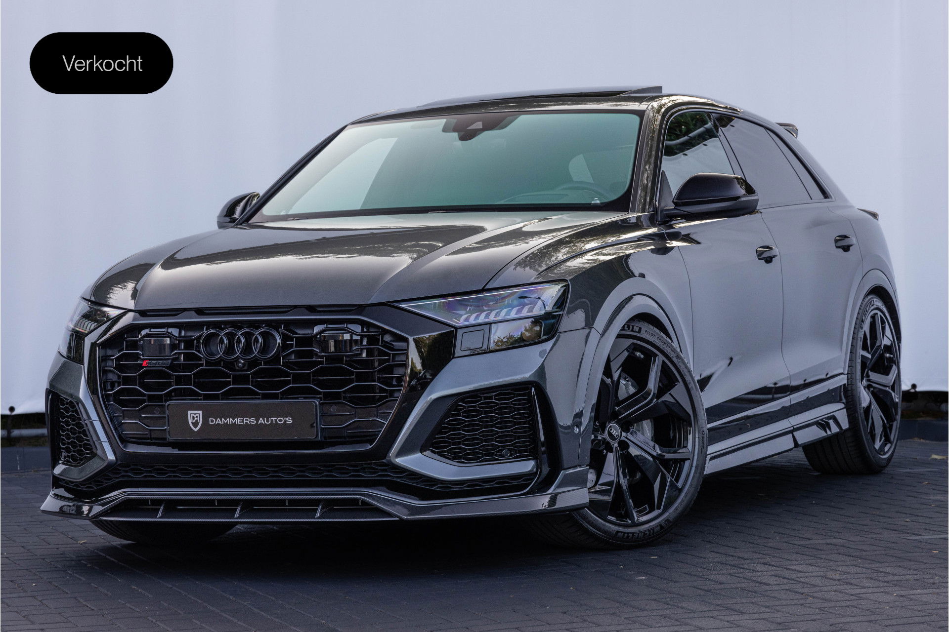 Audi RSQ8