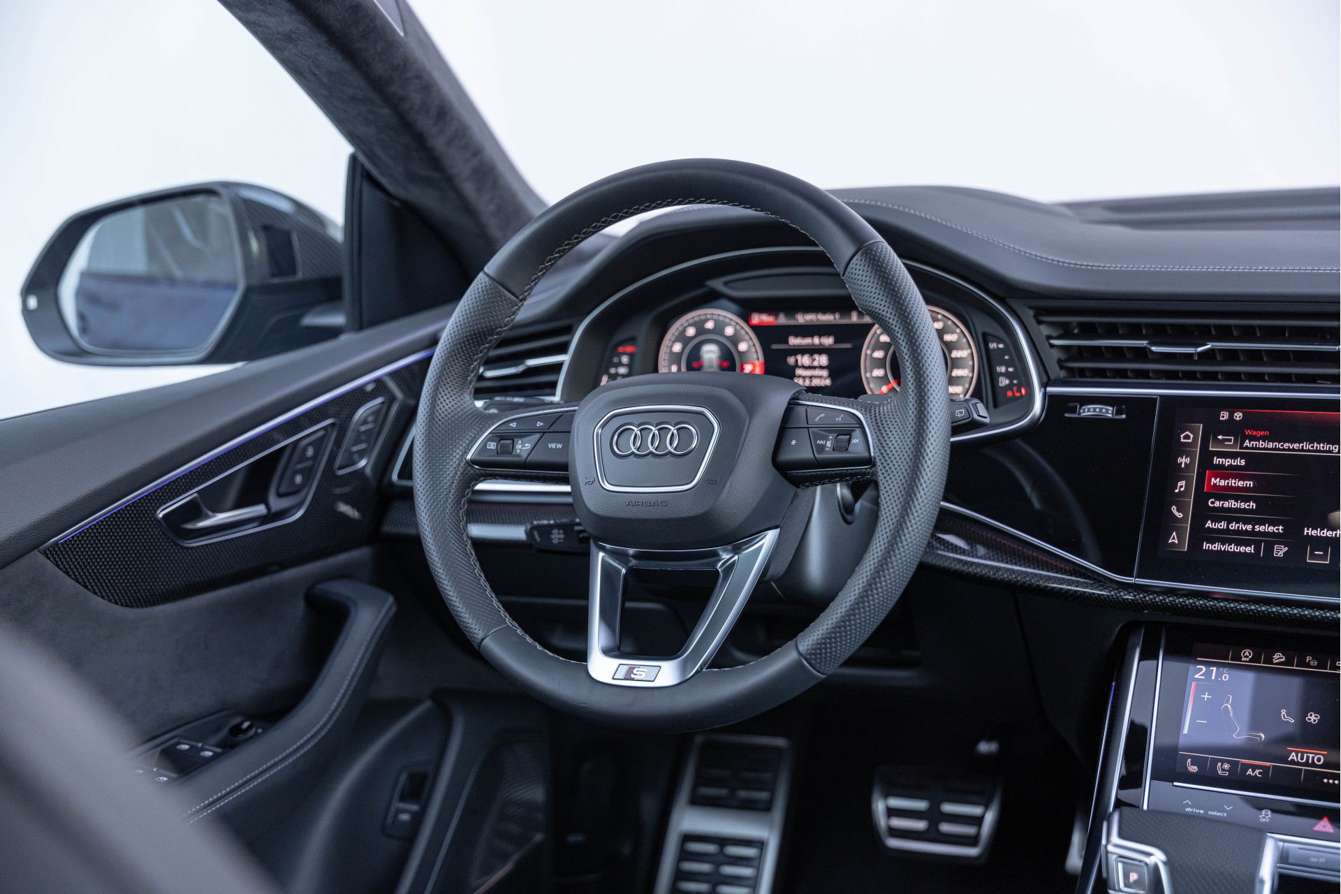 Audi SQ8