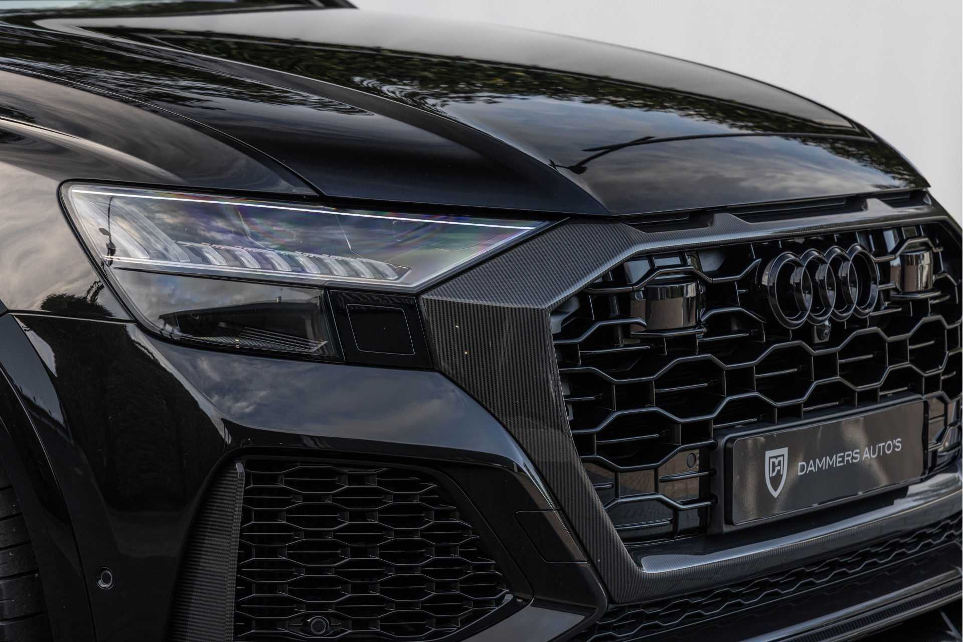 Audi RSQ8