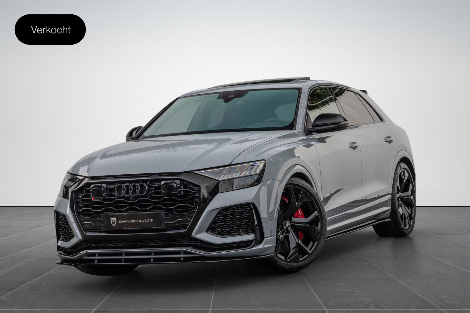Audi RSQ8