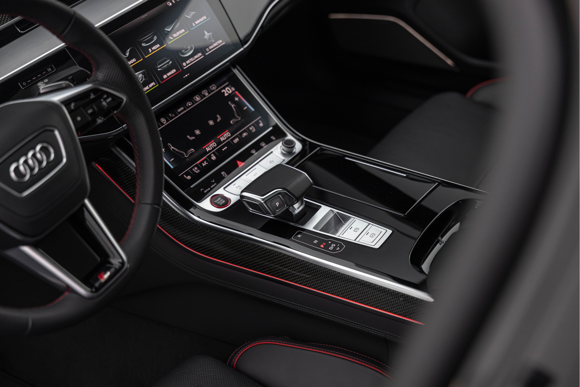 Audi S8