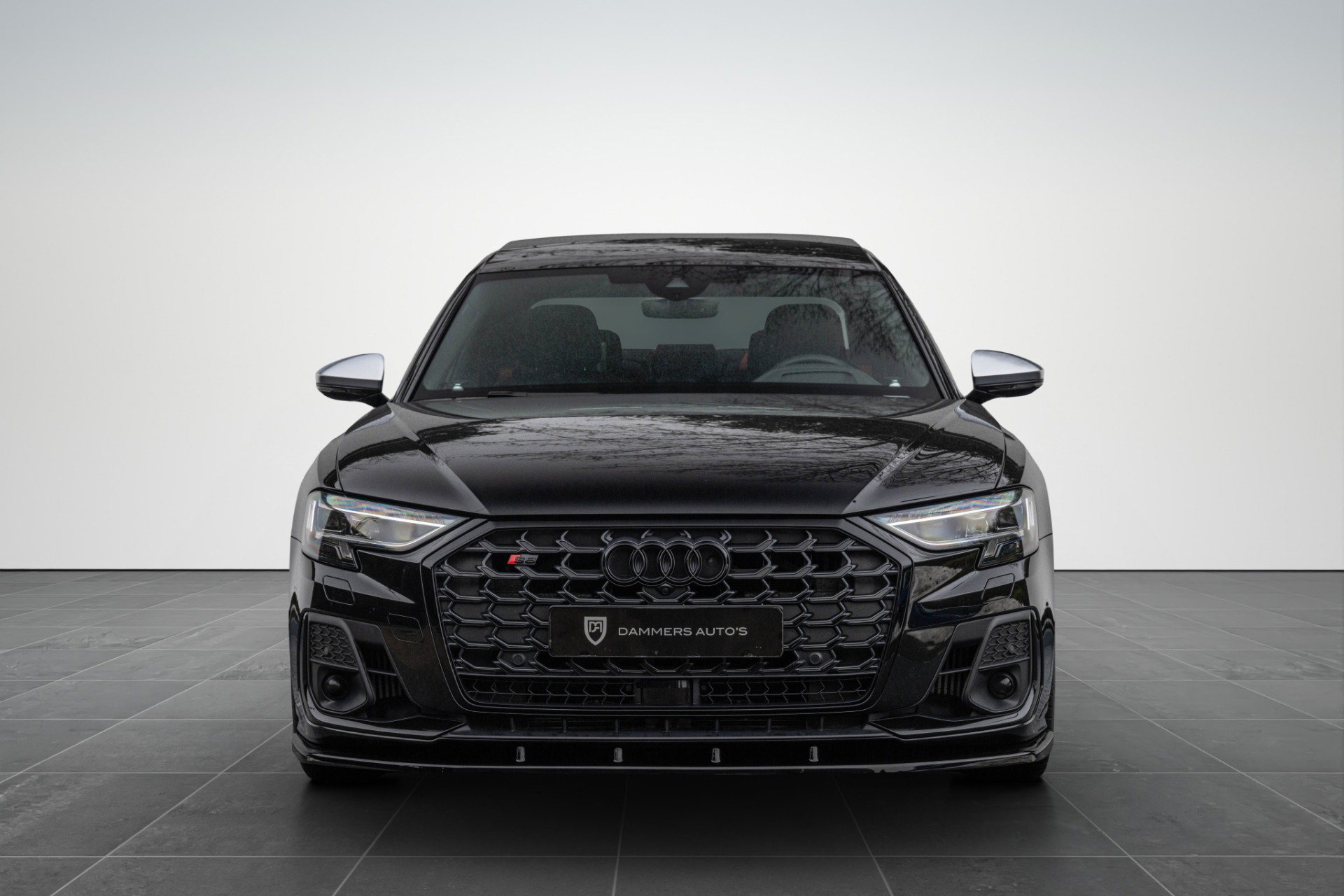 Audi S8