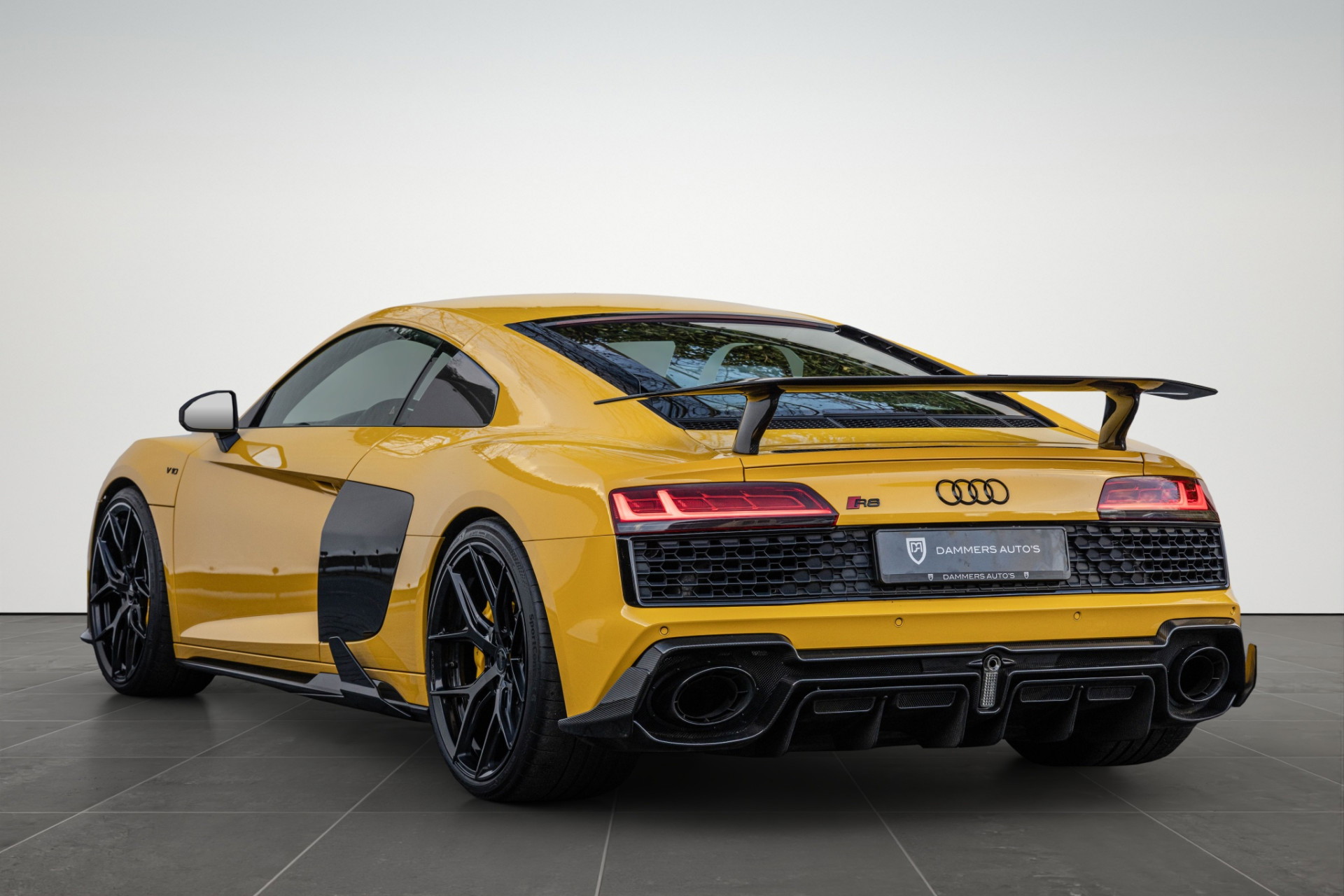 Audi R8