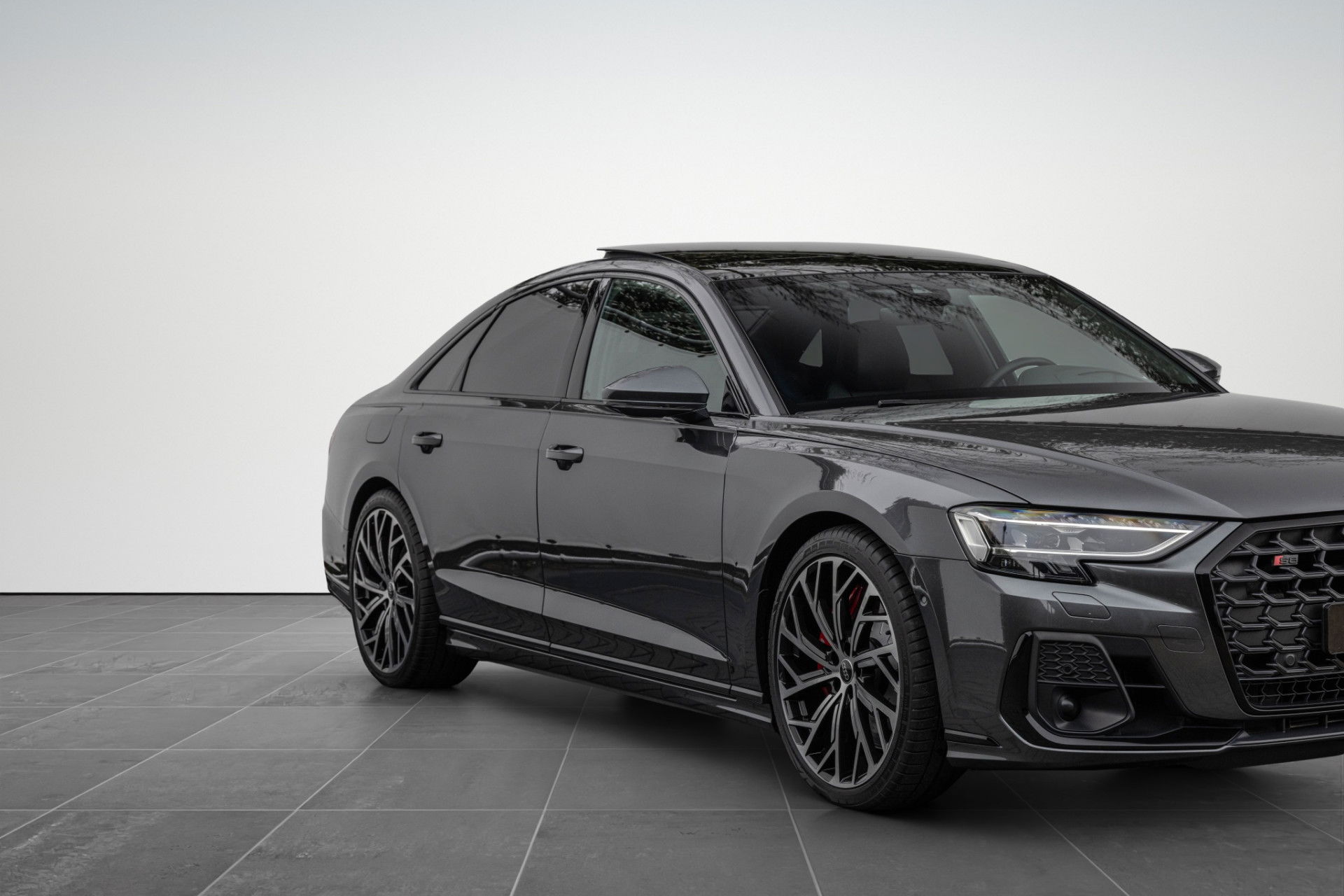Audi S8