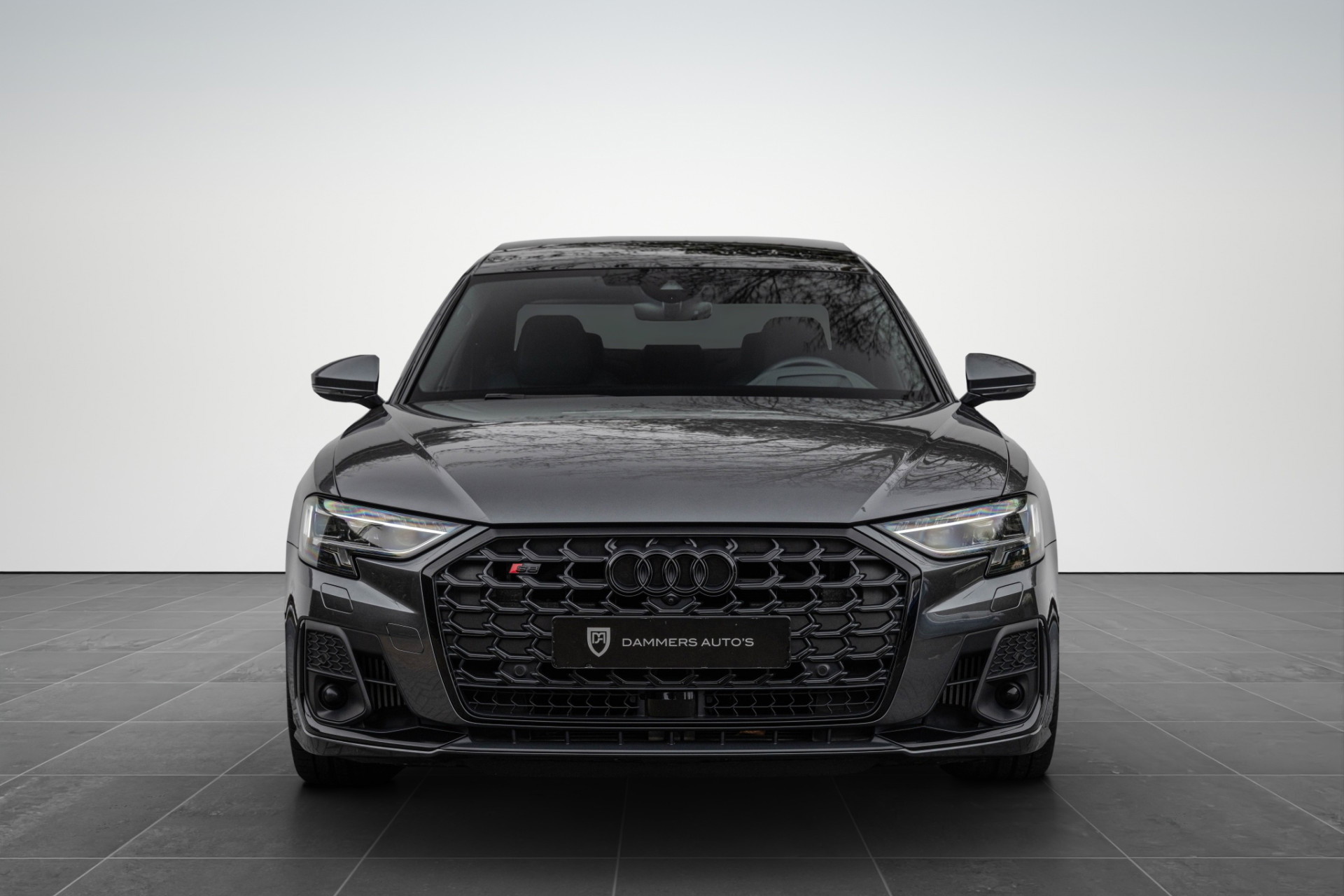 Audi S8