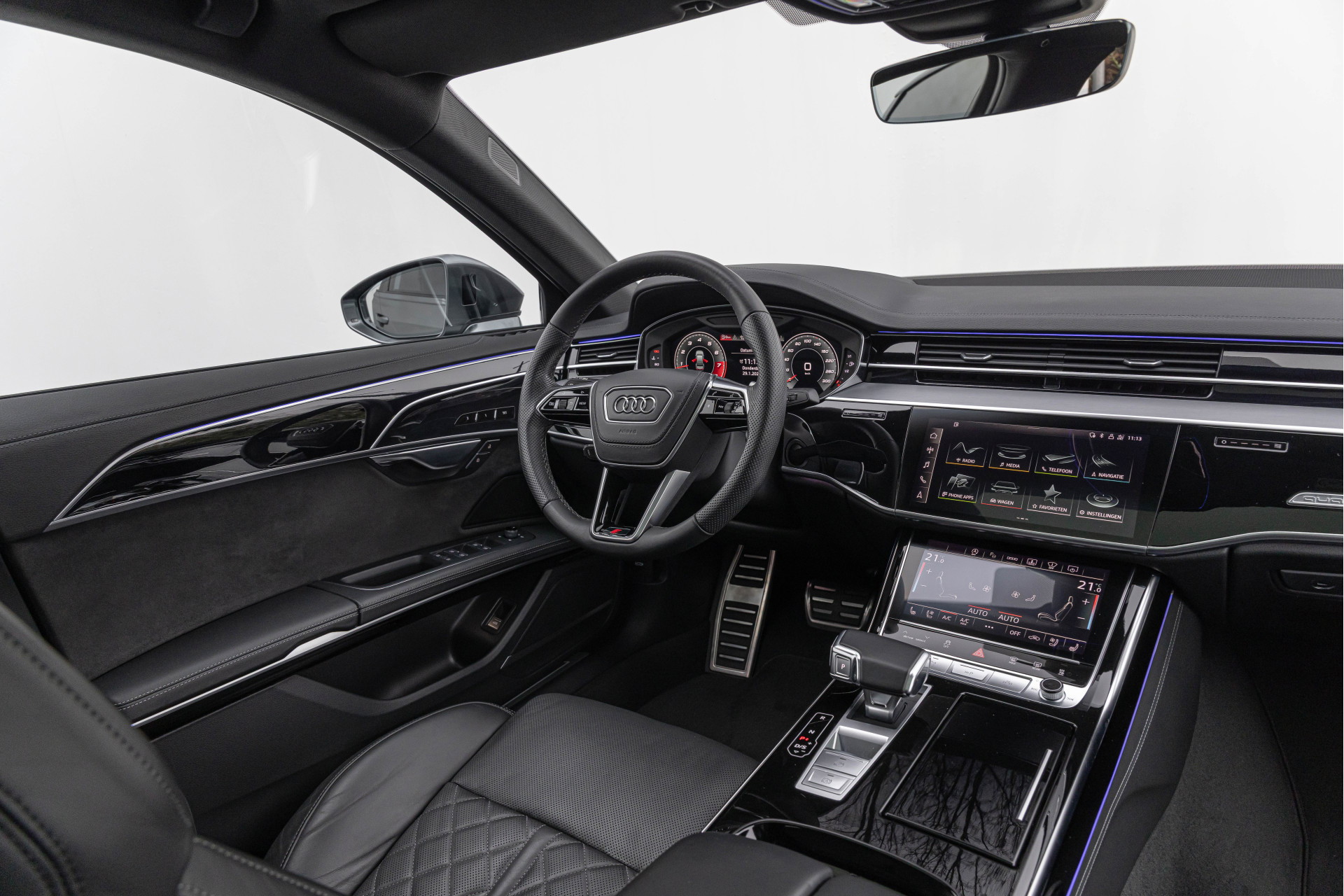 Audi S8