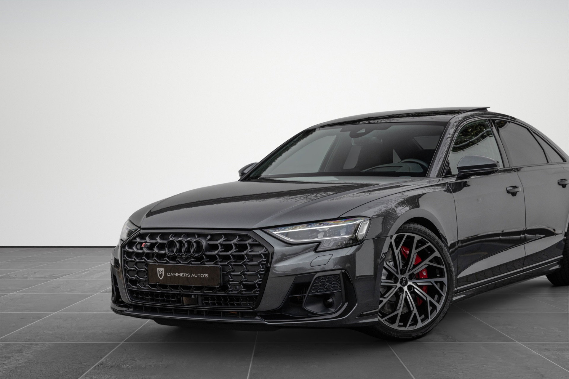 Audi S8