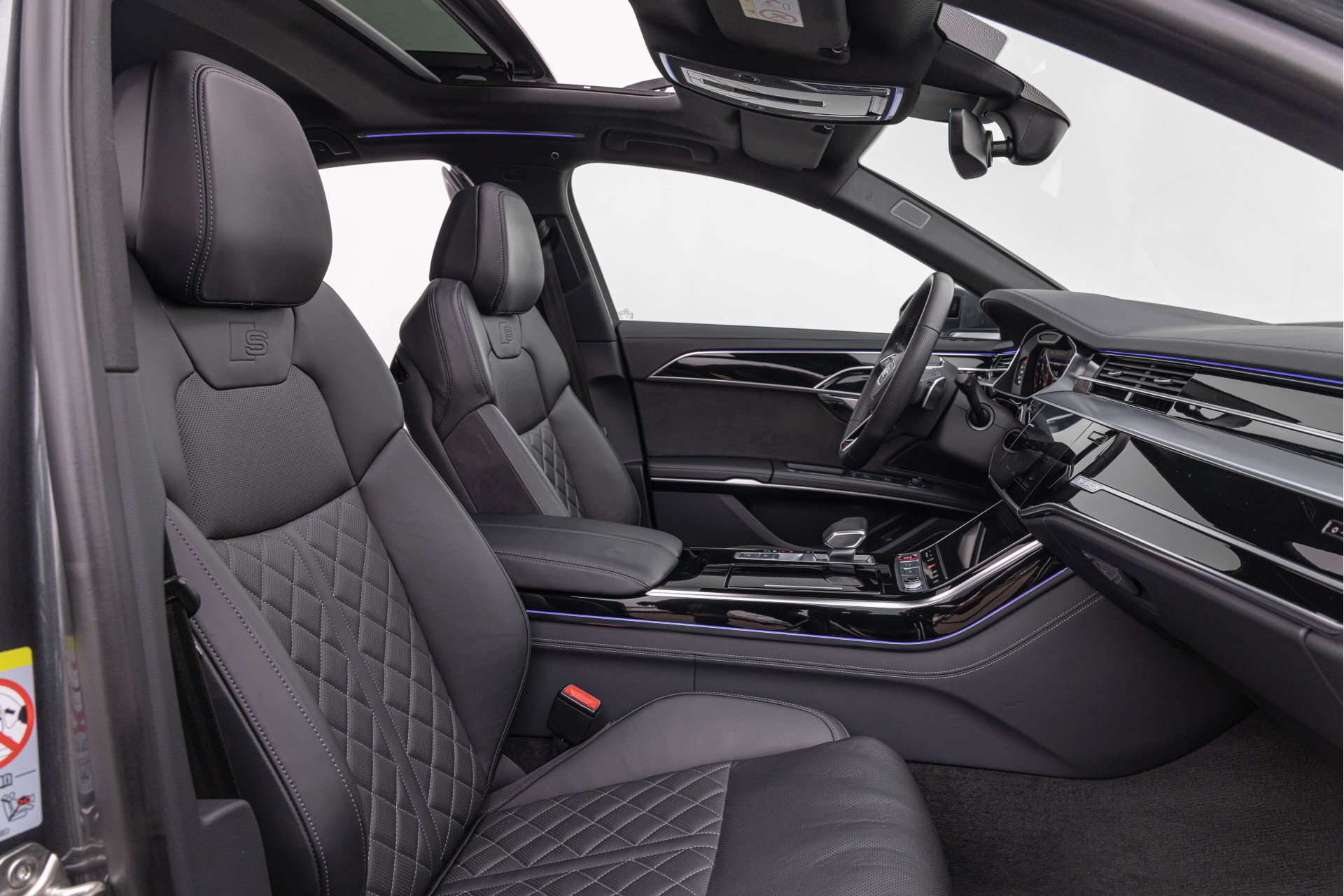 Audi S8