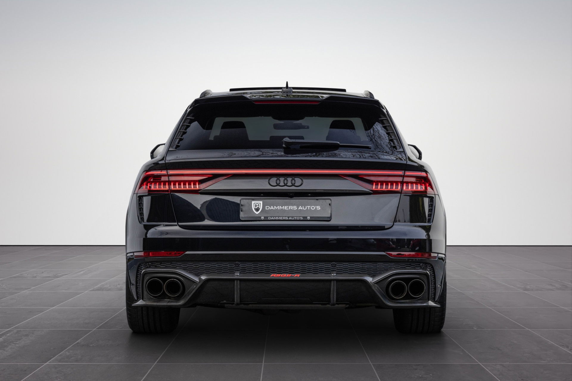 Audi RSQ8-R