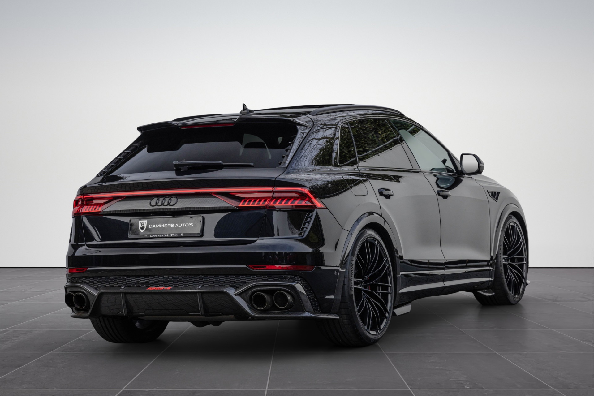 Audi RSQ8-R