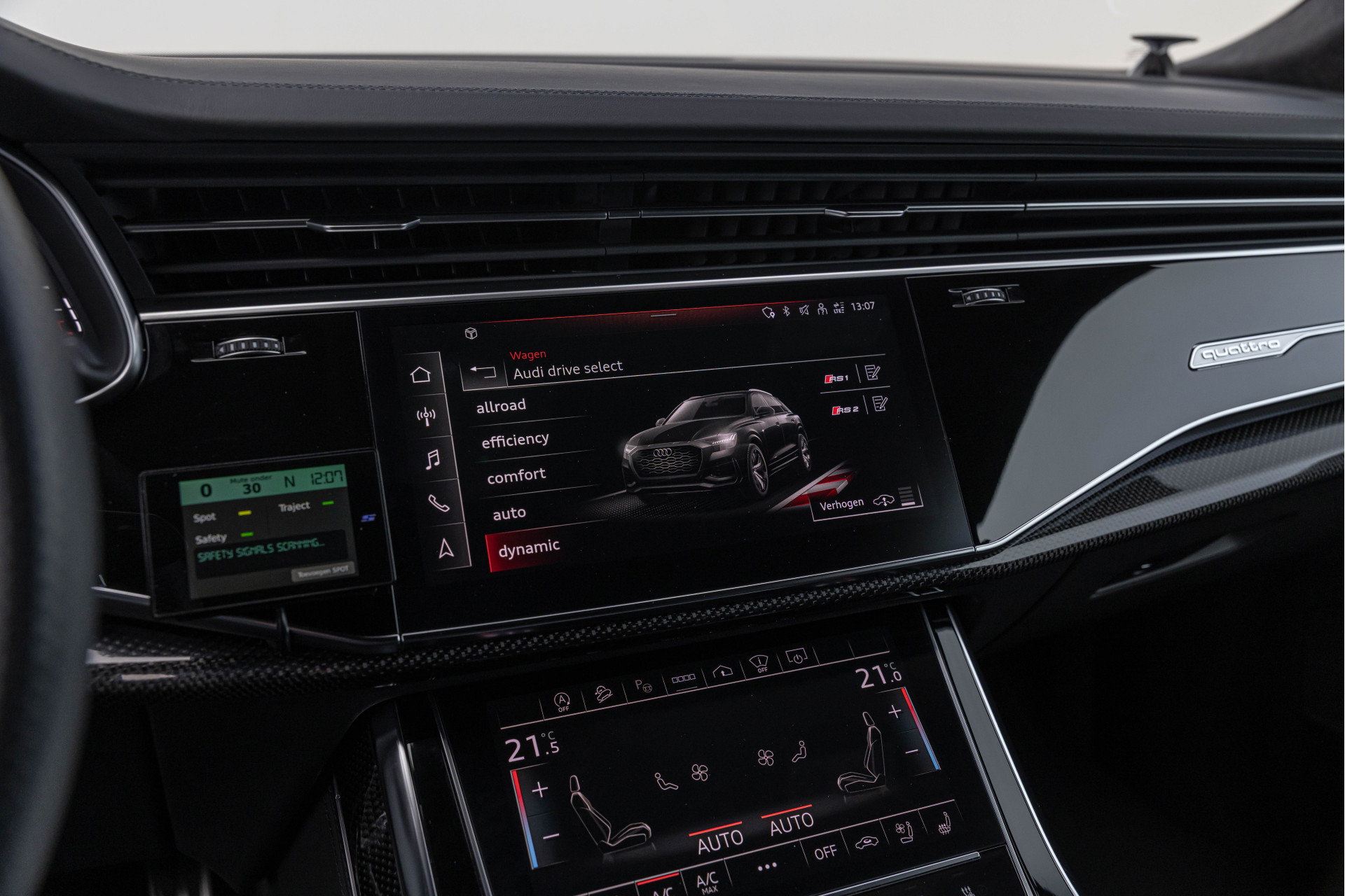 Audi RSQ8-R