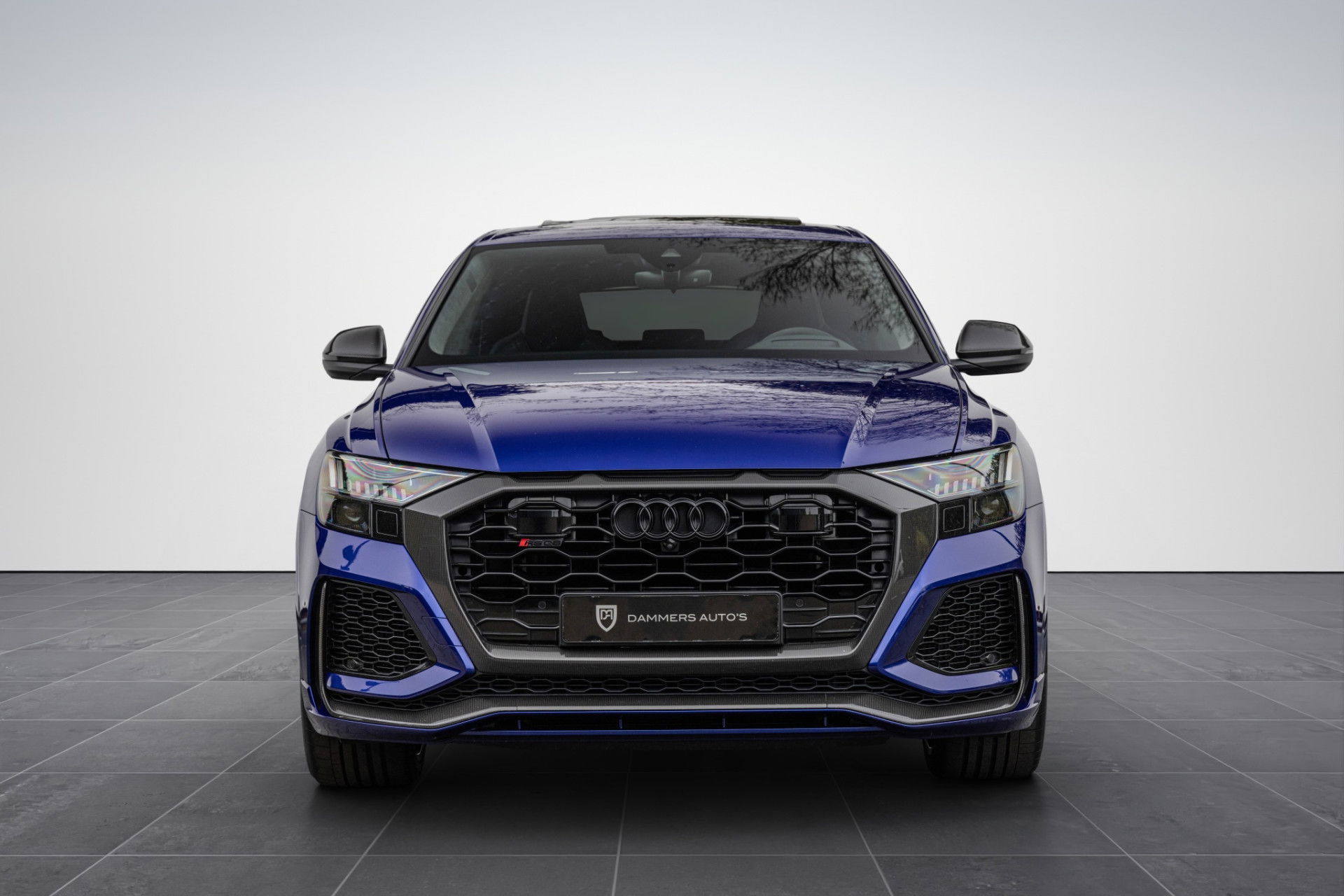 Audi RSQ8