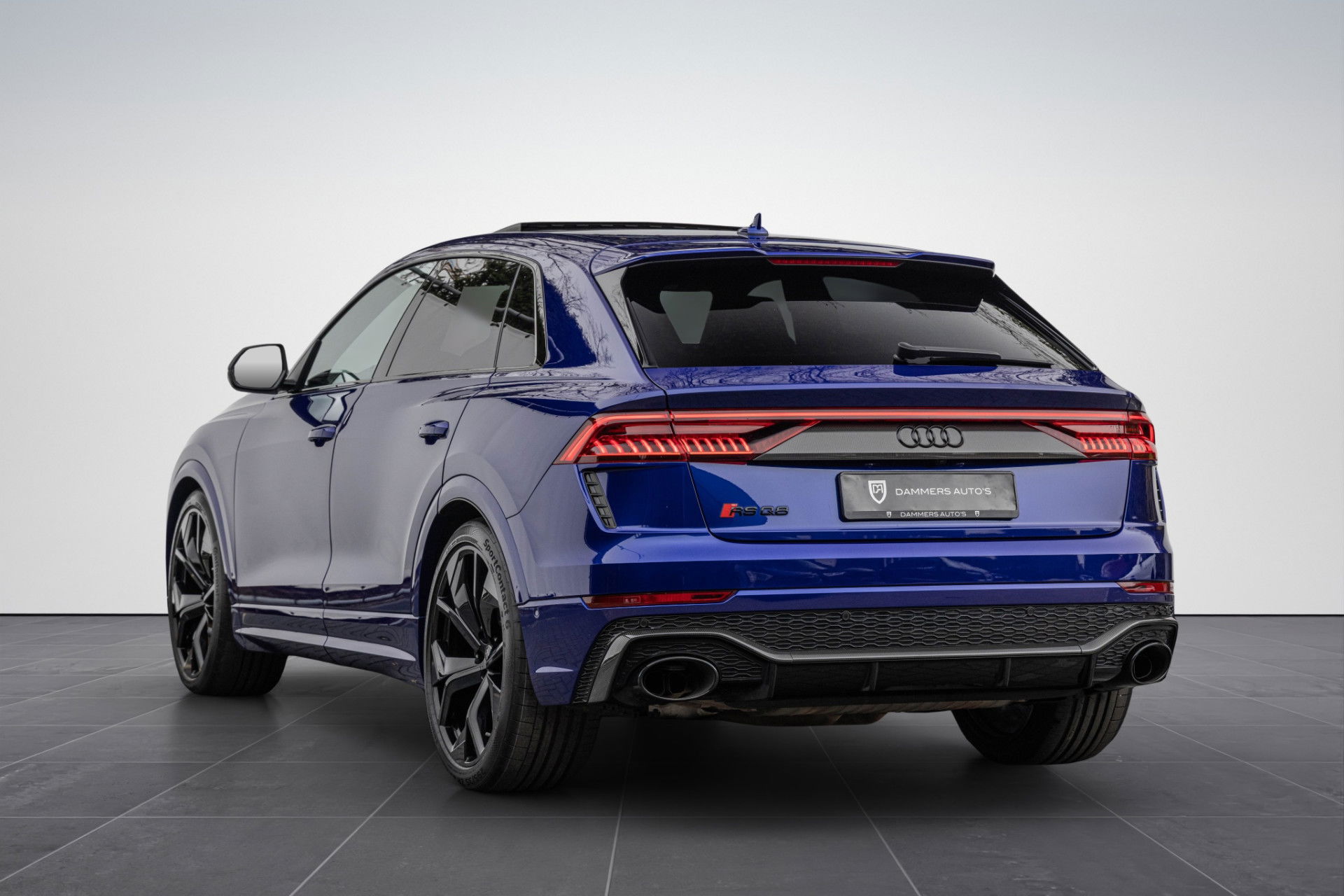 Audi RSQ8