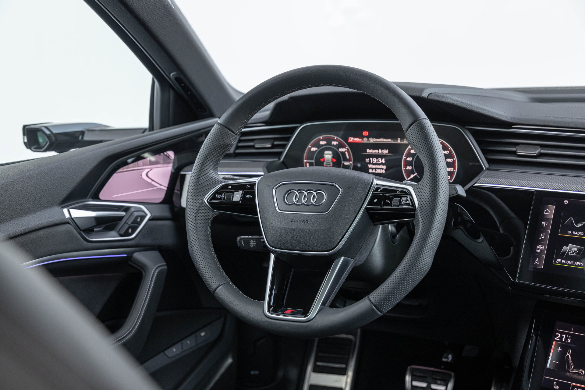 Audi SQ8 e-tron Sportback
