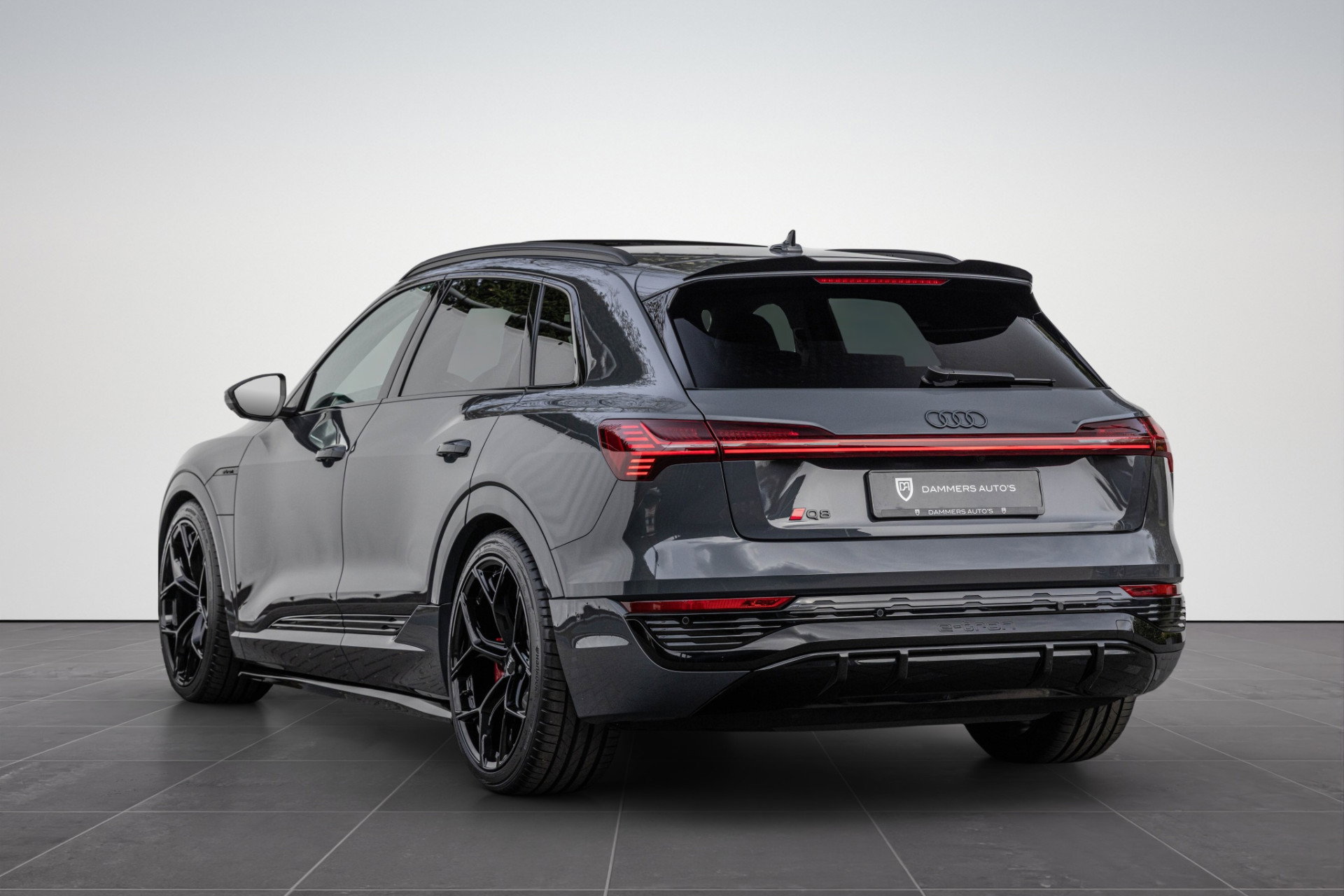 Audi Q8 e-tron