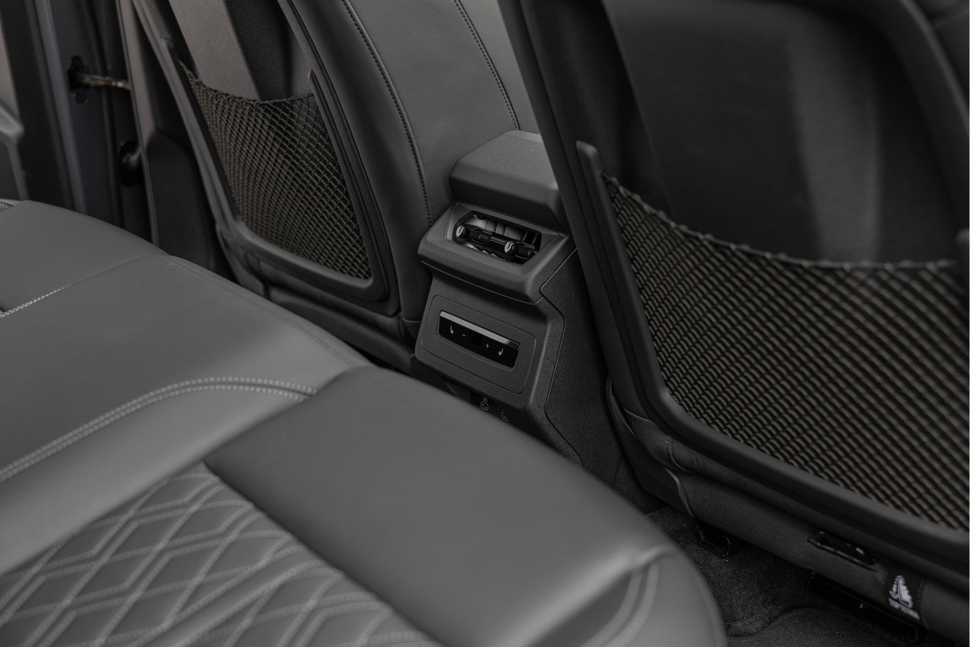 Audi SQ6 e-tron