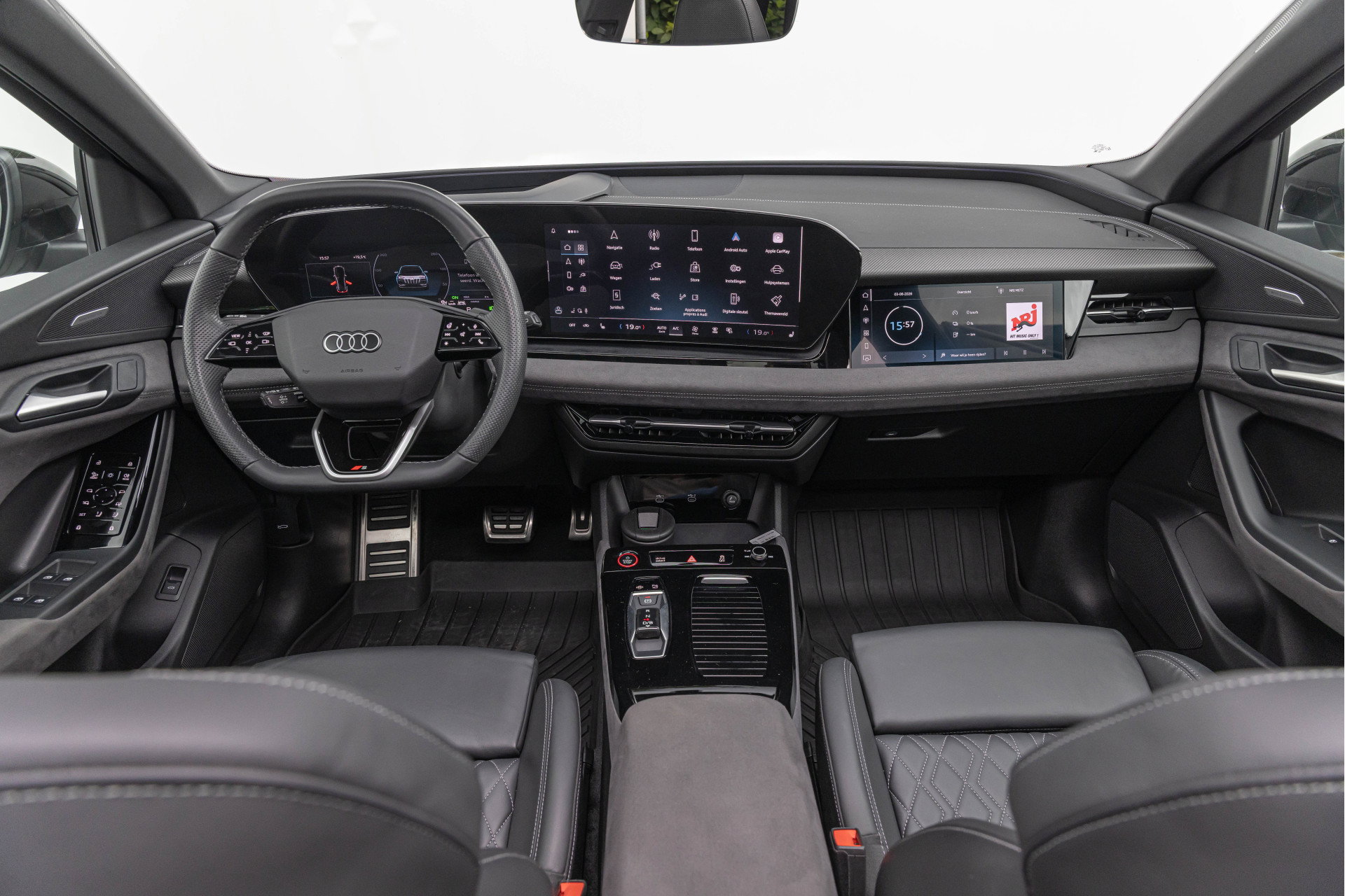 Audi SQ6 e-tron
