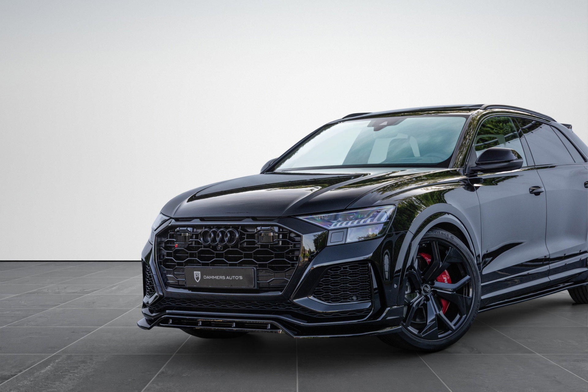 Audi RSQ8