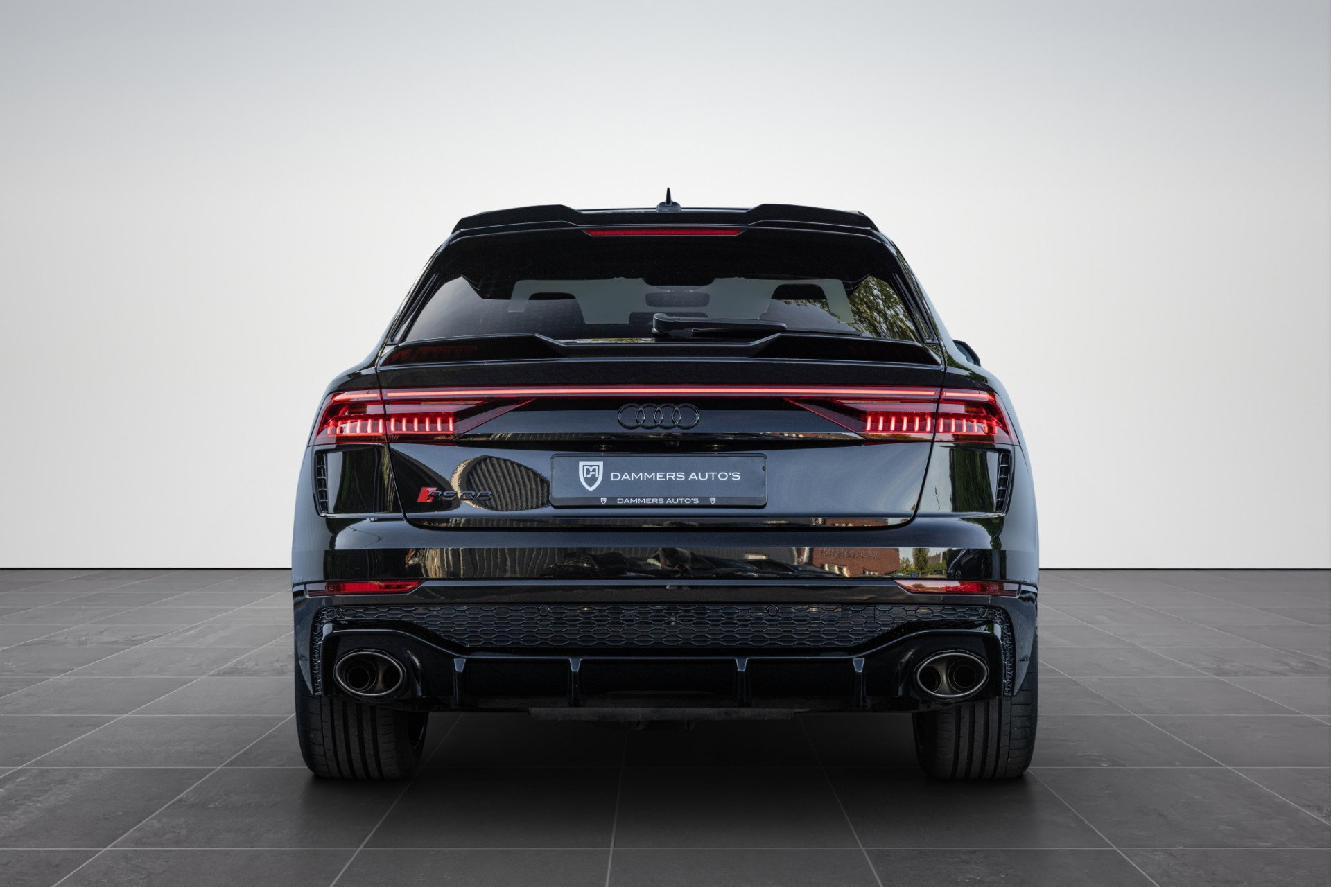 Audi RSQ8
