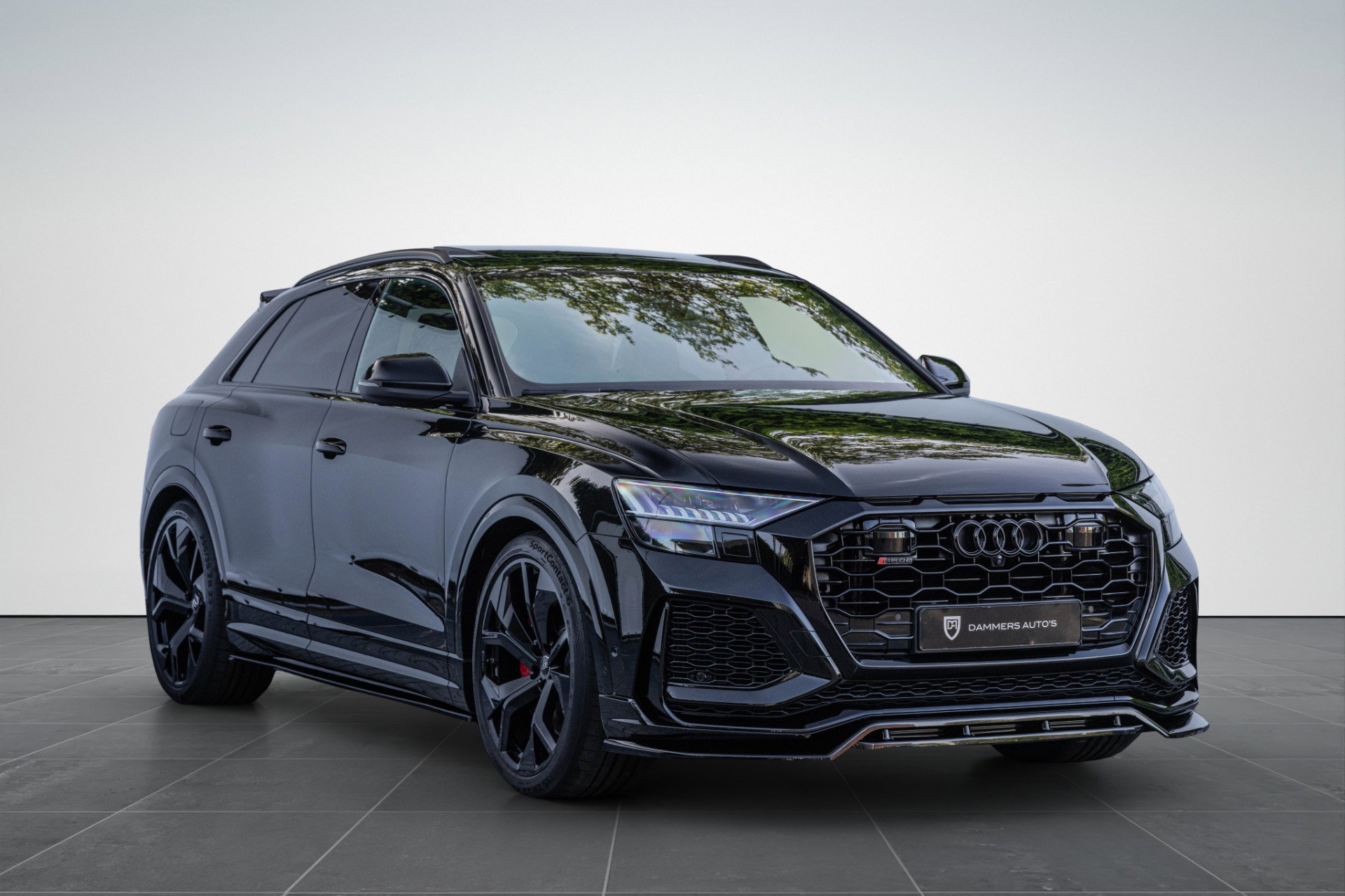 Audi RSQ8