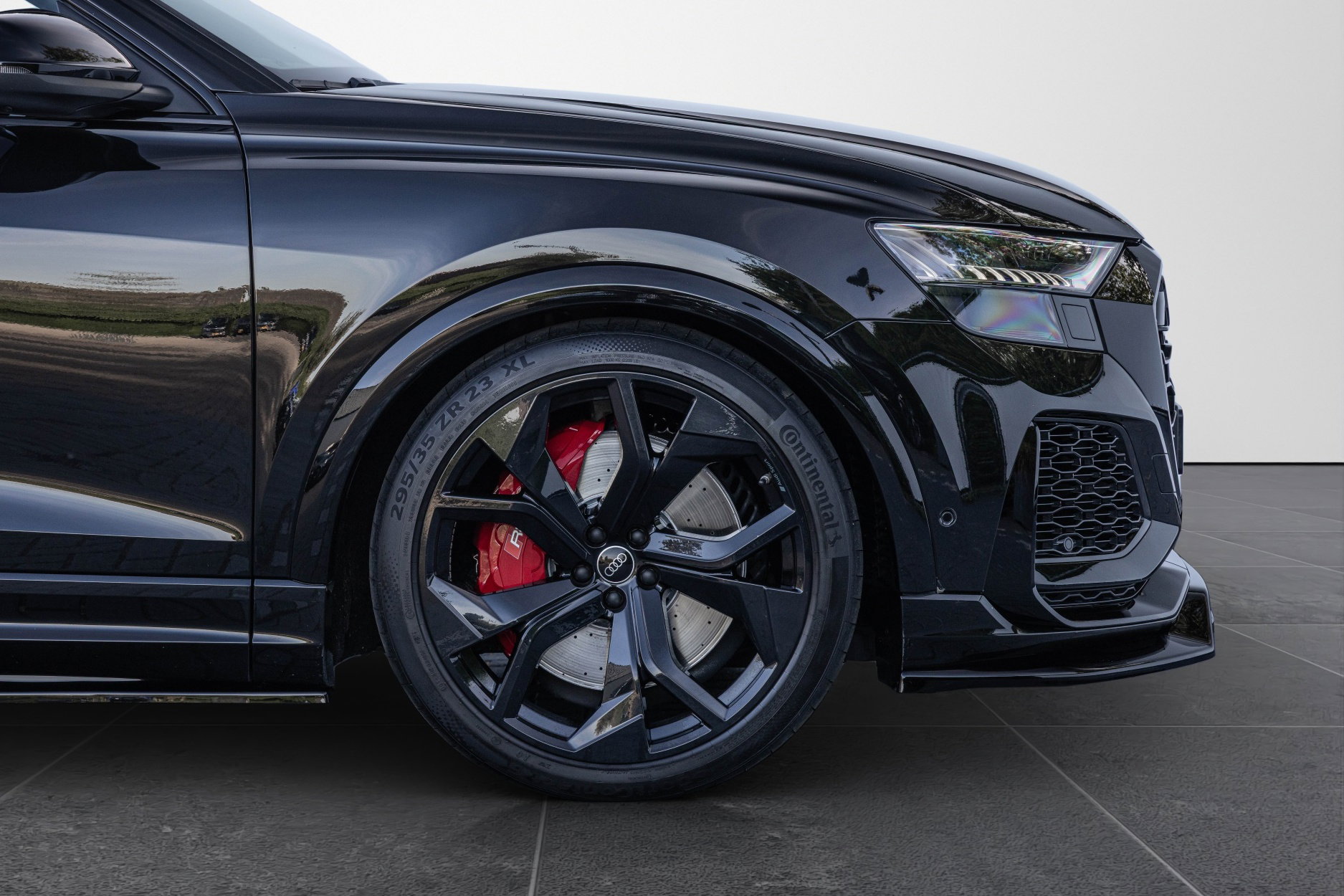 Audi RSQ8