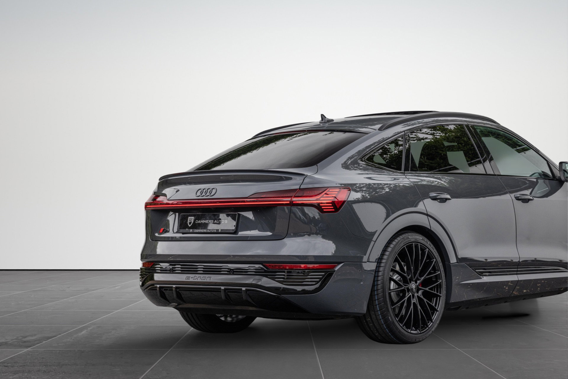 Audi Q8 Sportback e-tron
