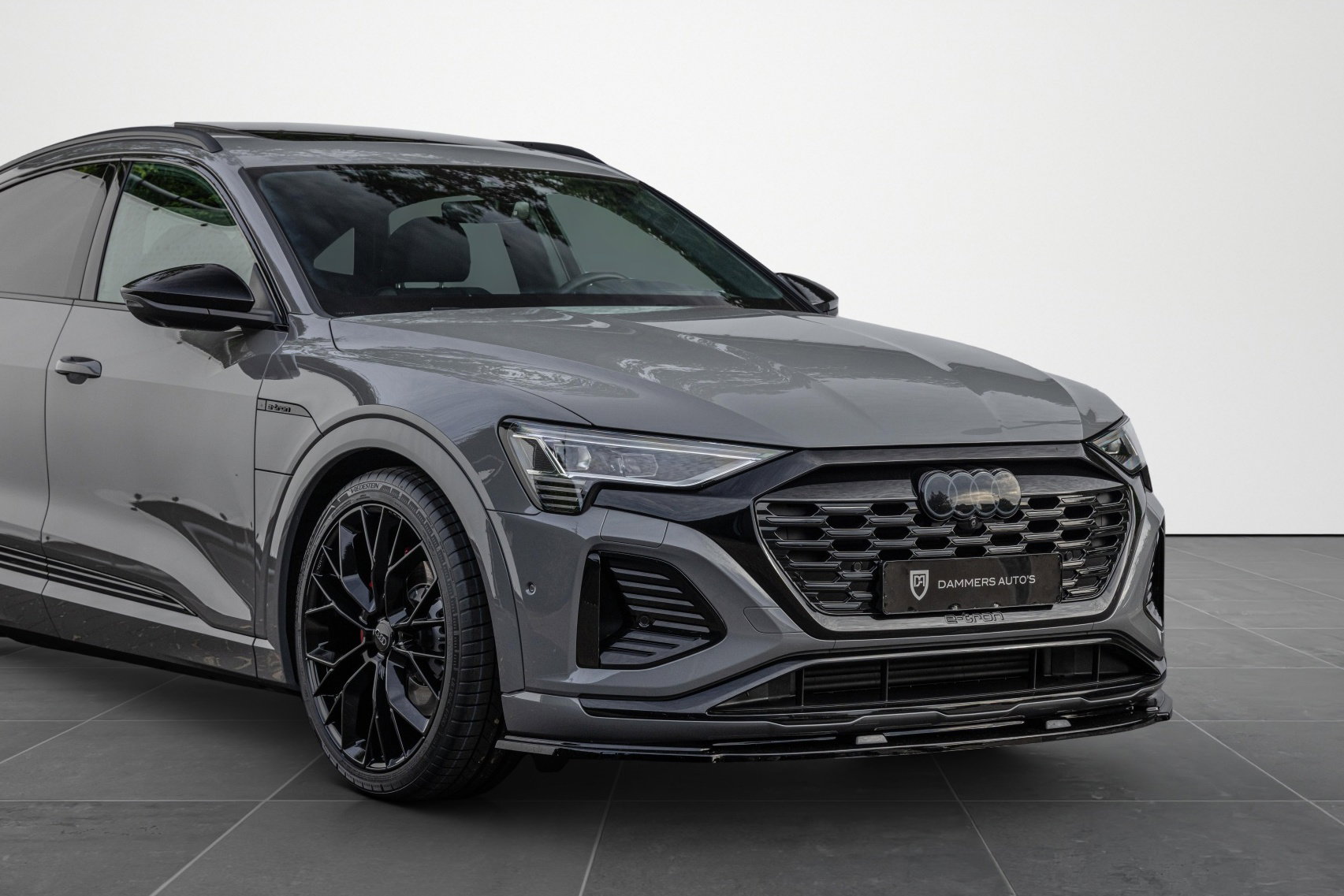 Audi Q8 Sportback e-tron