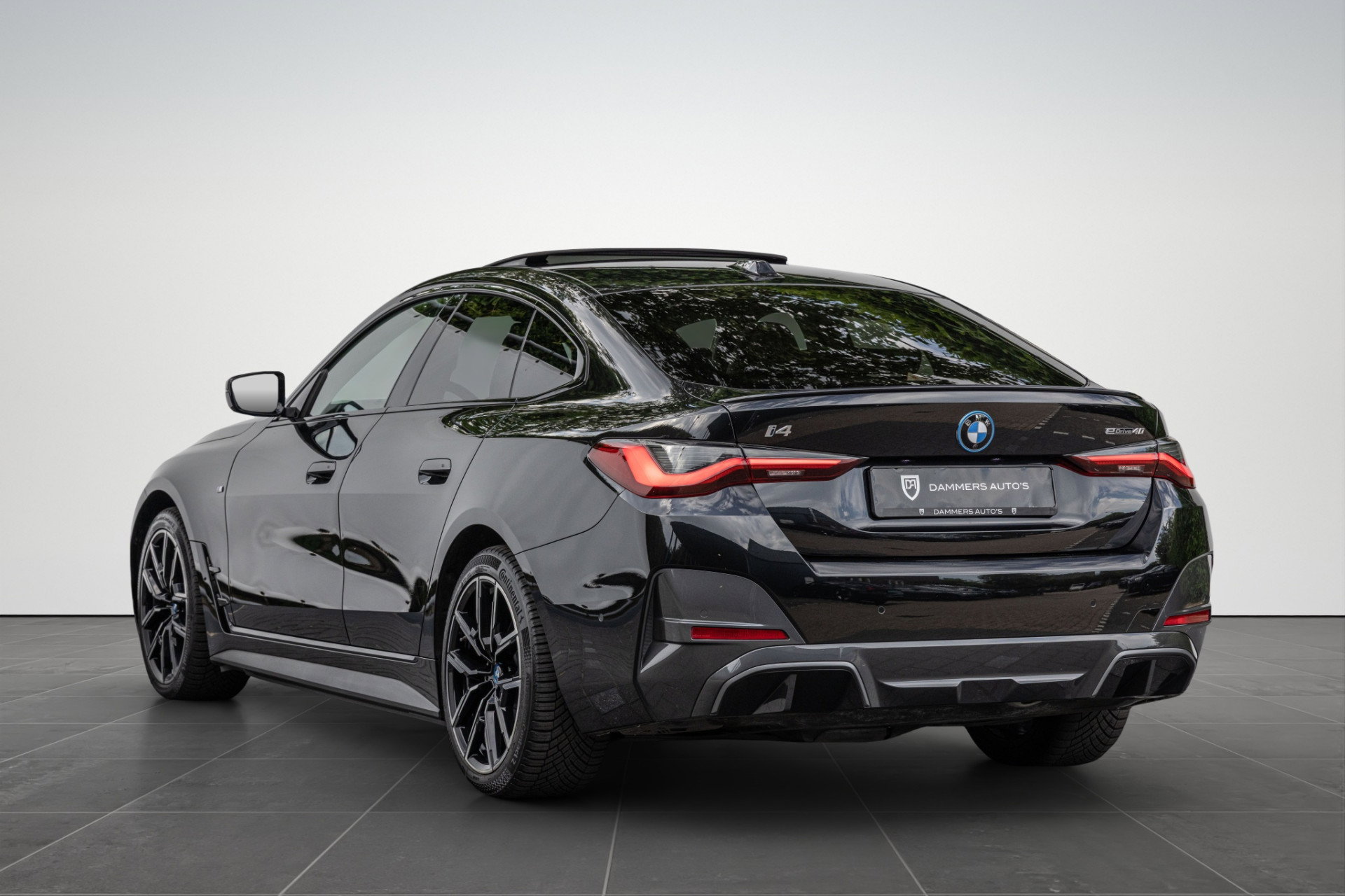 BMW i4