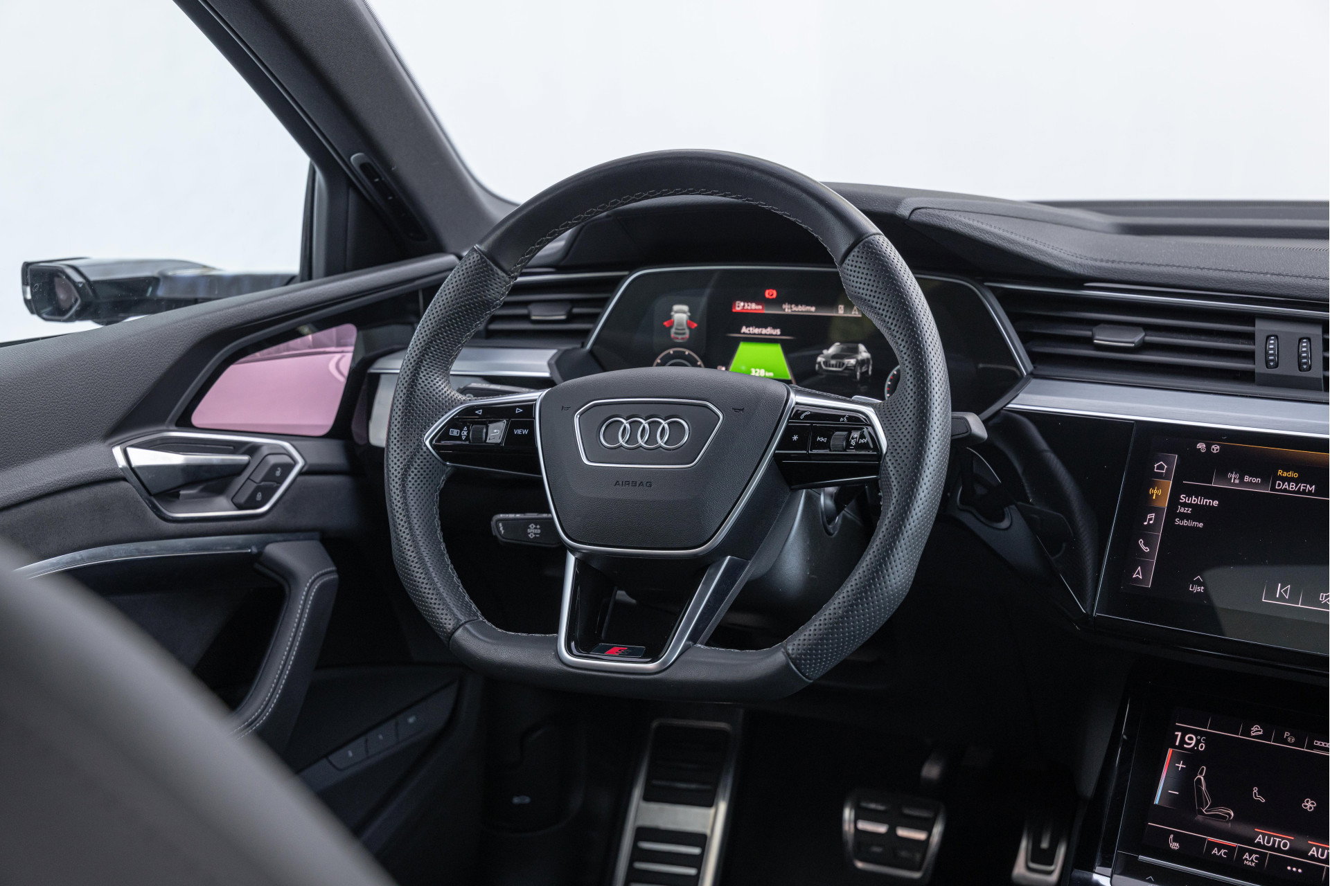 Audi Q8 Sportback e-tron