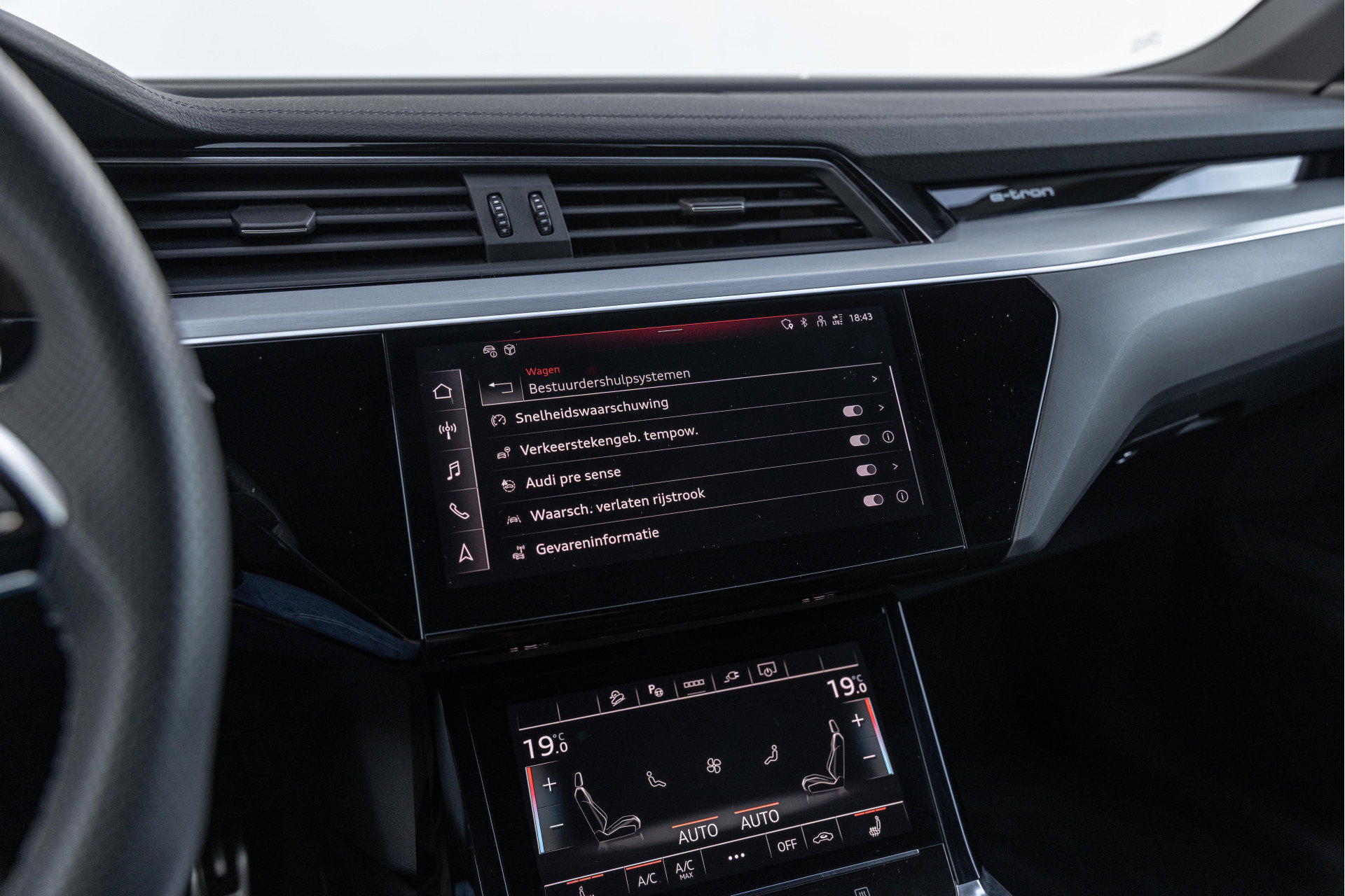 Audi Q8 Sportback e-tron