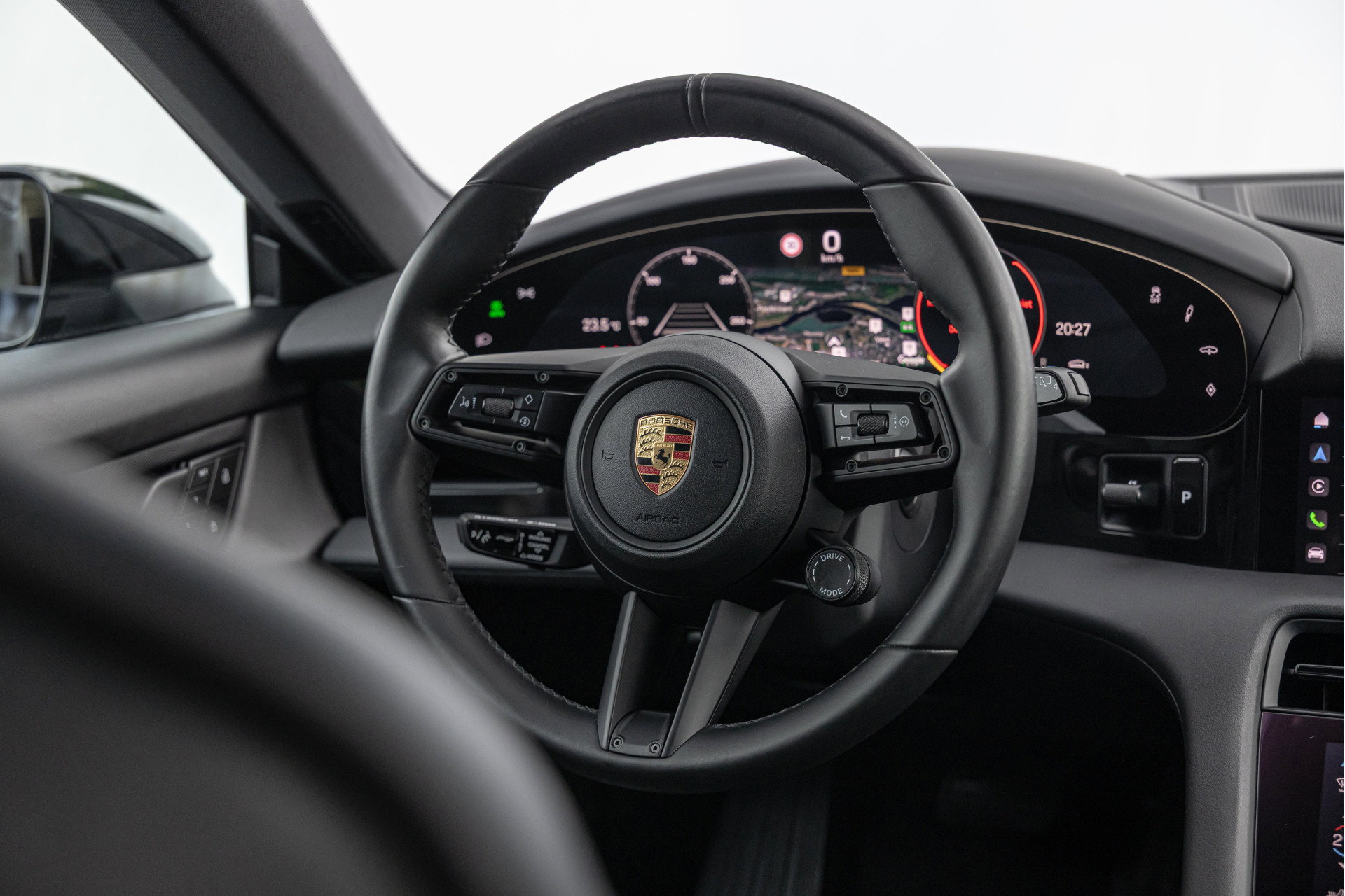 Porsche Taycan Cross Turismo