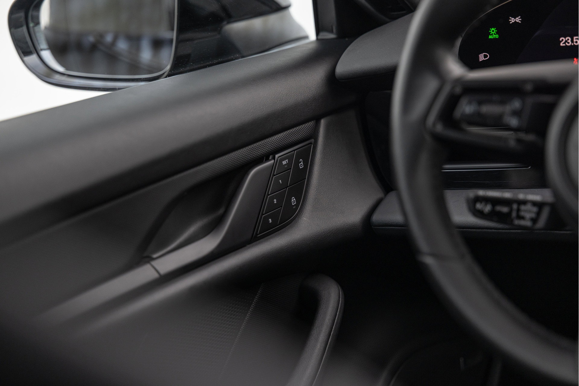 Porsche Taycan Cross Turismo