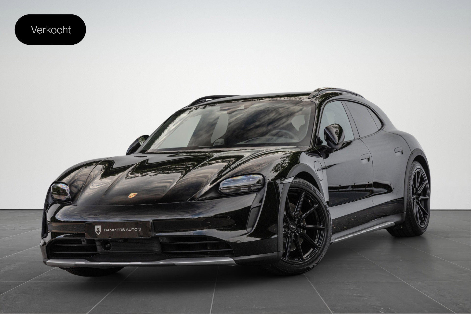 Porsche Taycan Cross Turismo