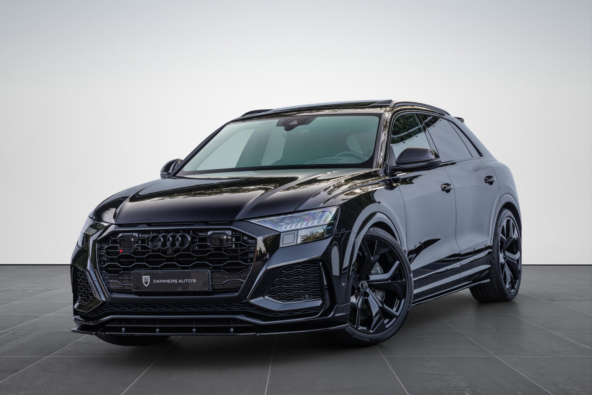 Audi RSQ8