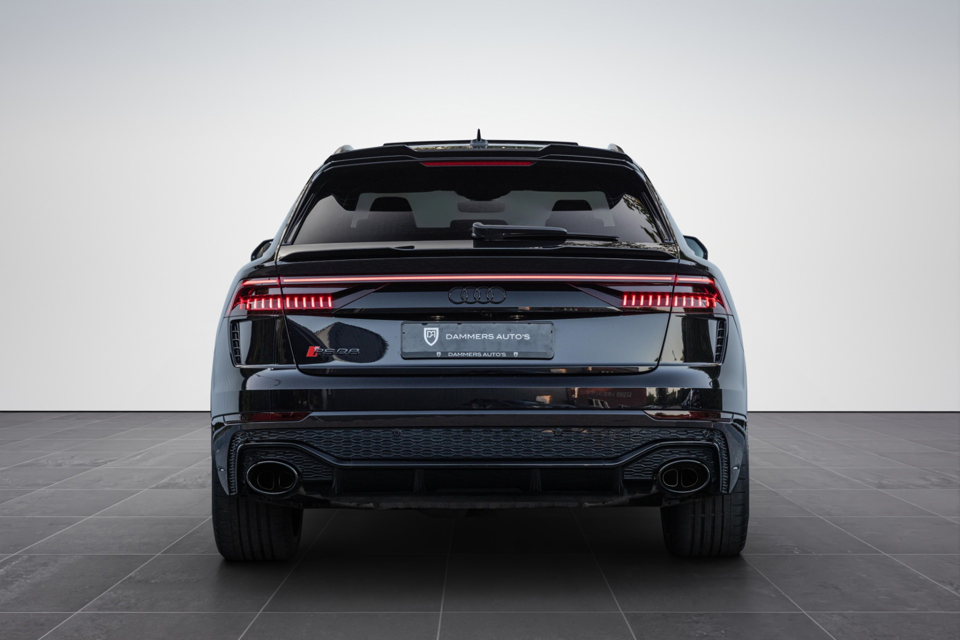 Audi RSQ8