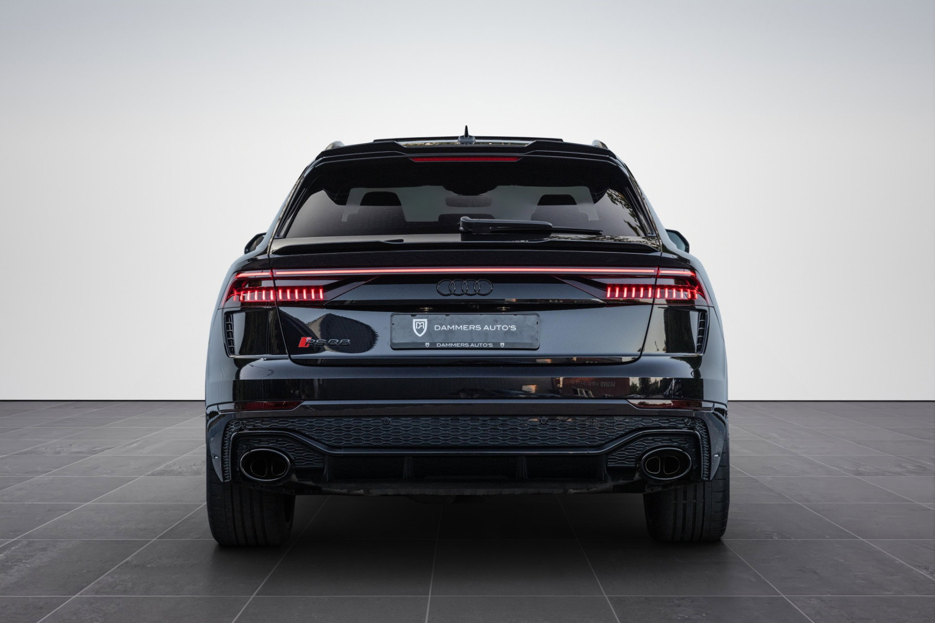 Audi RSQ8