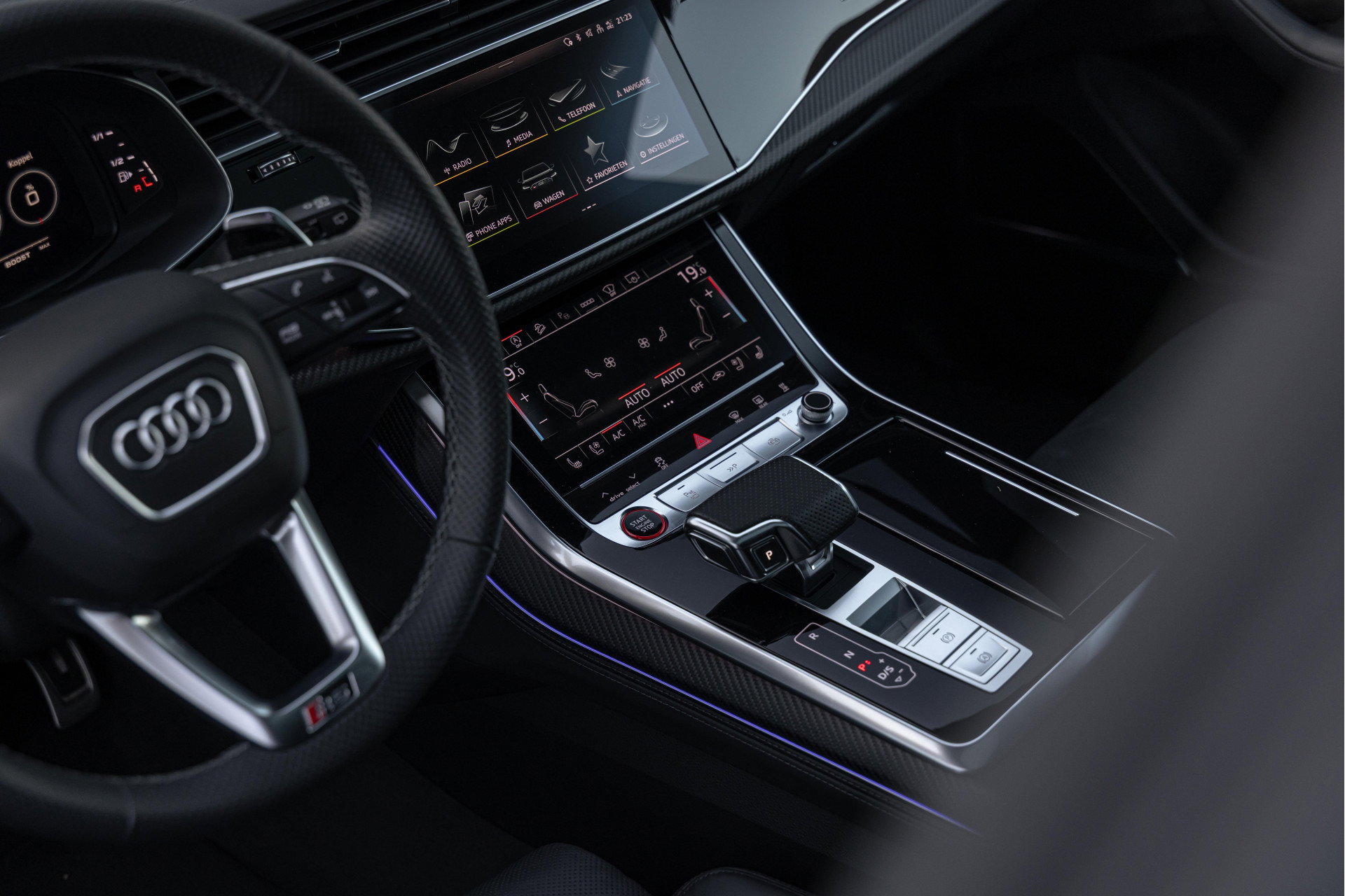 Audi RSQ8