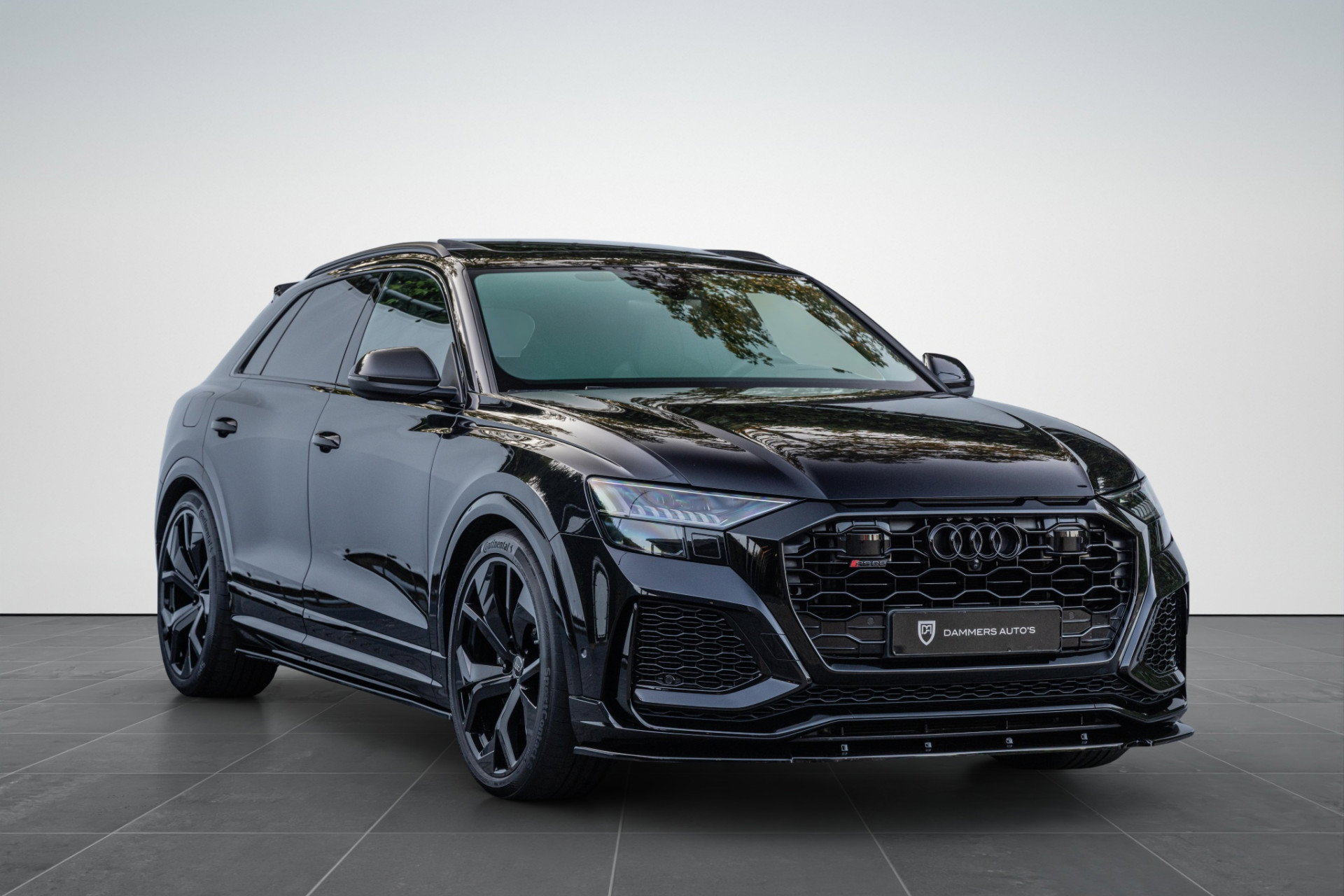 Audi RSQ8