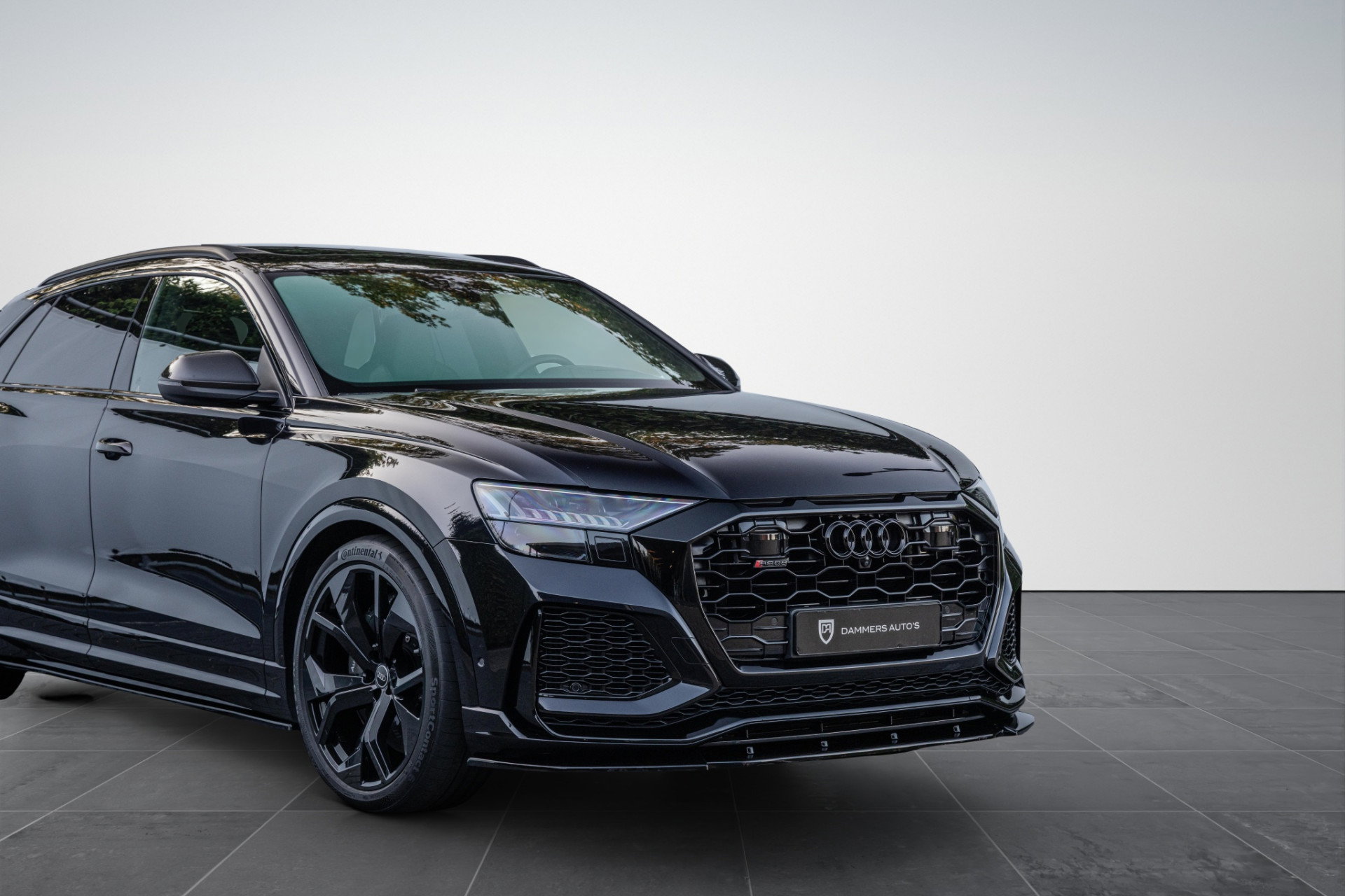 Audi RSQ8