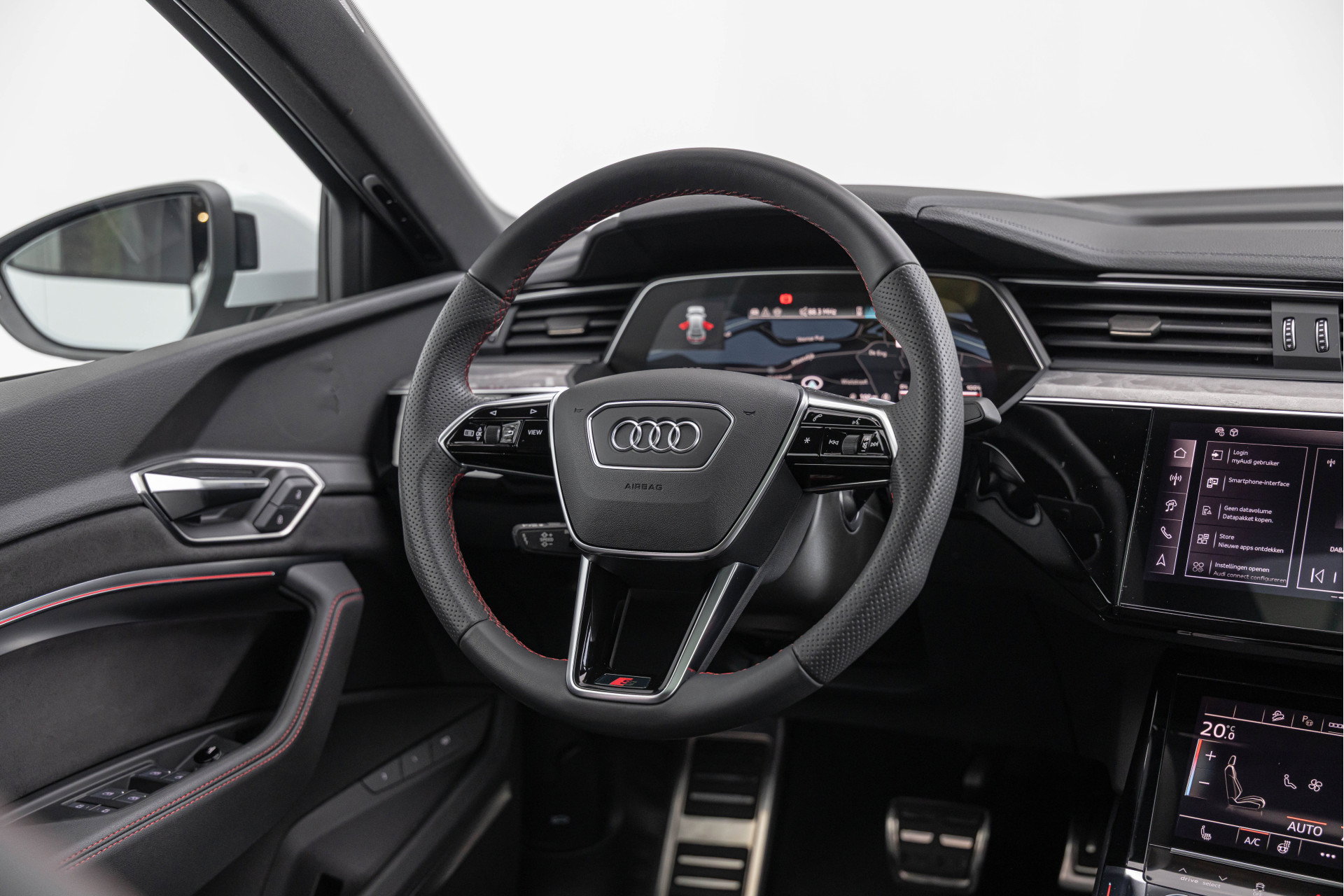 Audi Q8 Sportback e-tron