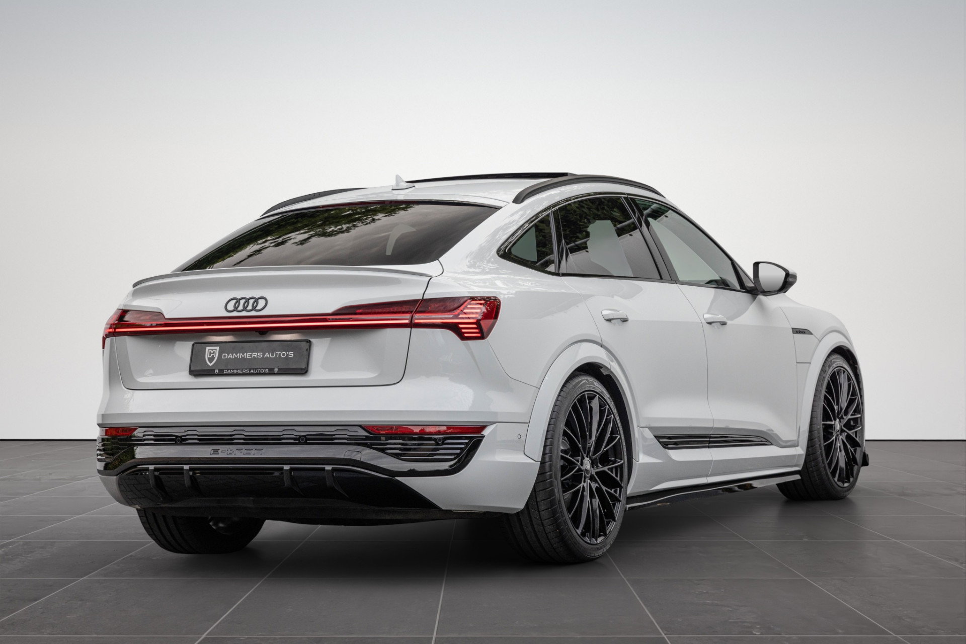 Audi Q8 Sportback e-tron