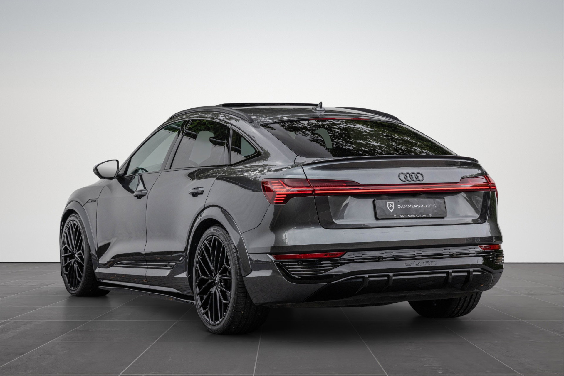 Audi Q8 Sportback e-tron
