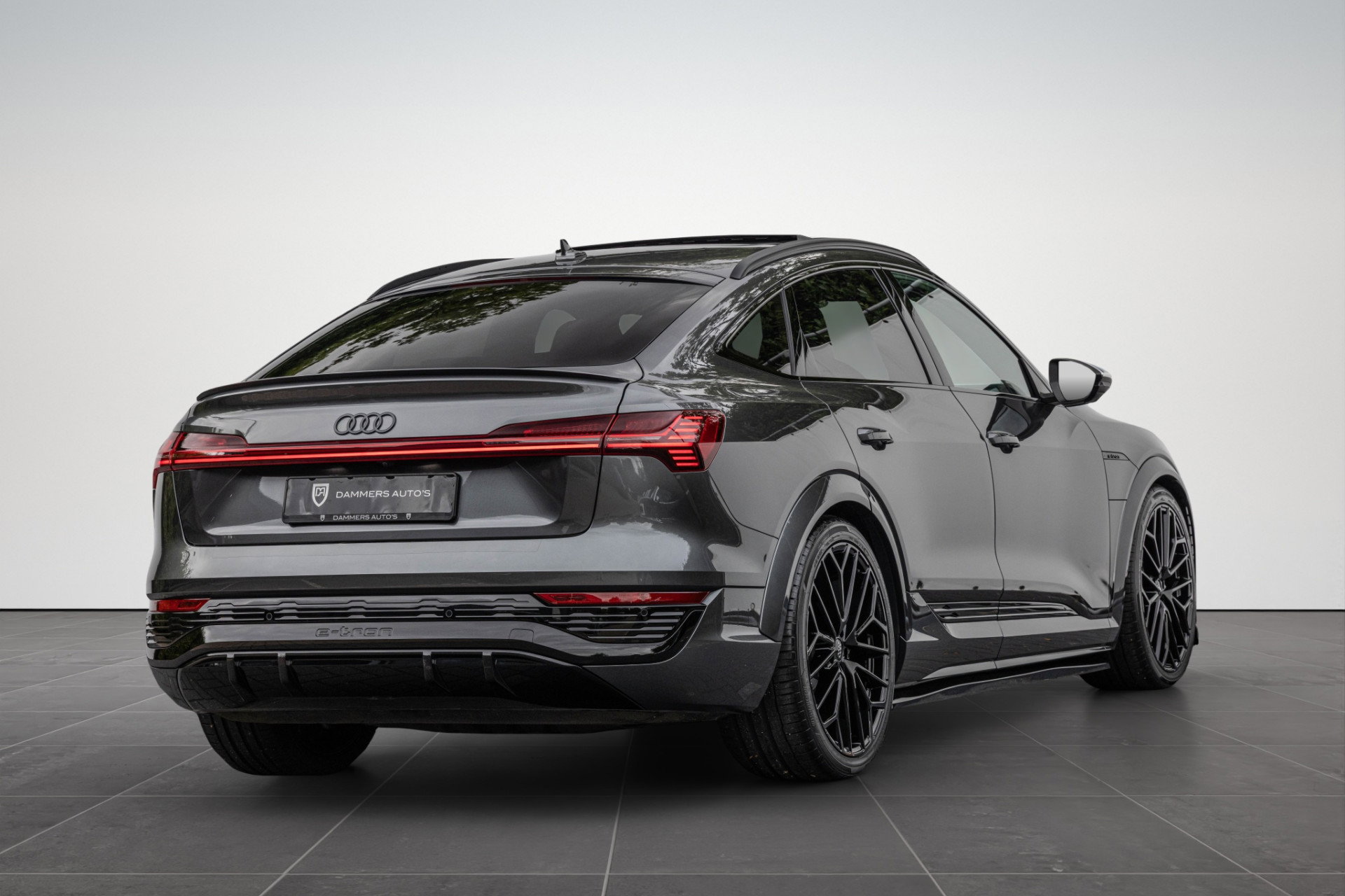 Audi Q8 Sportback e-tron