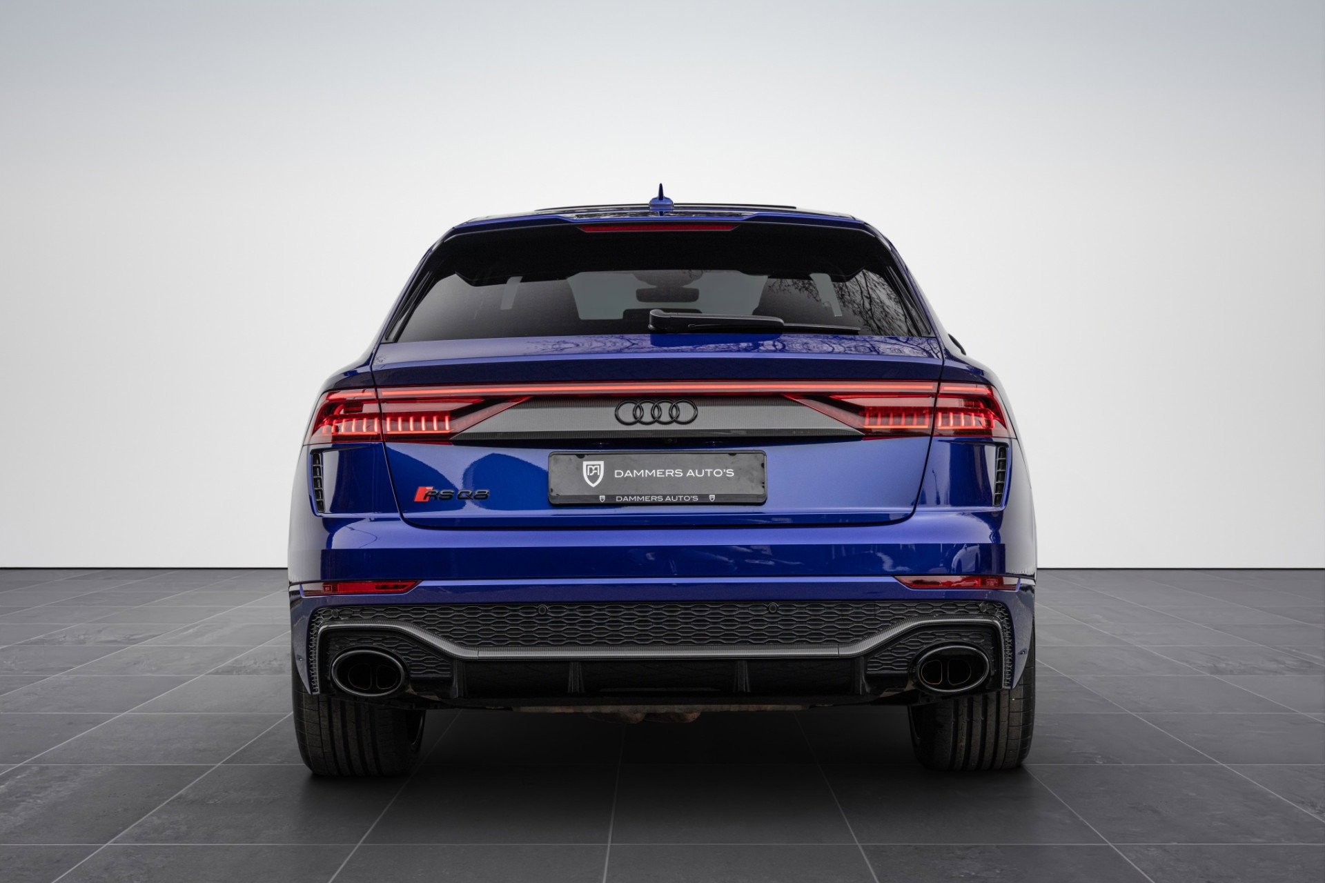 Audi RSQ8