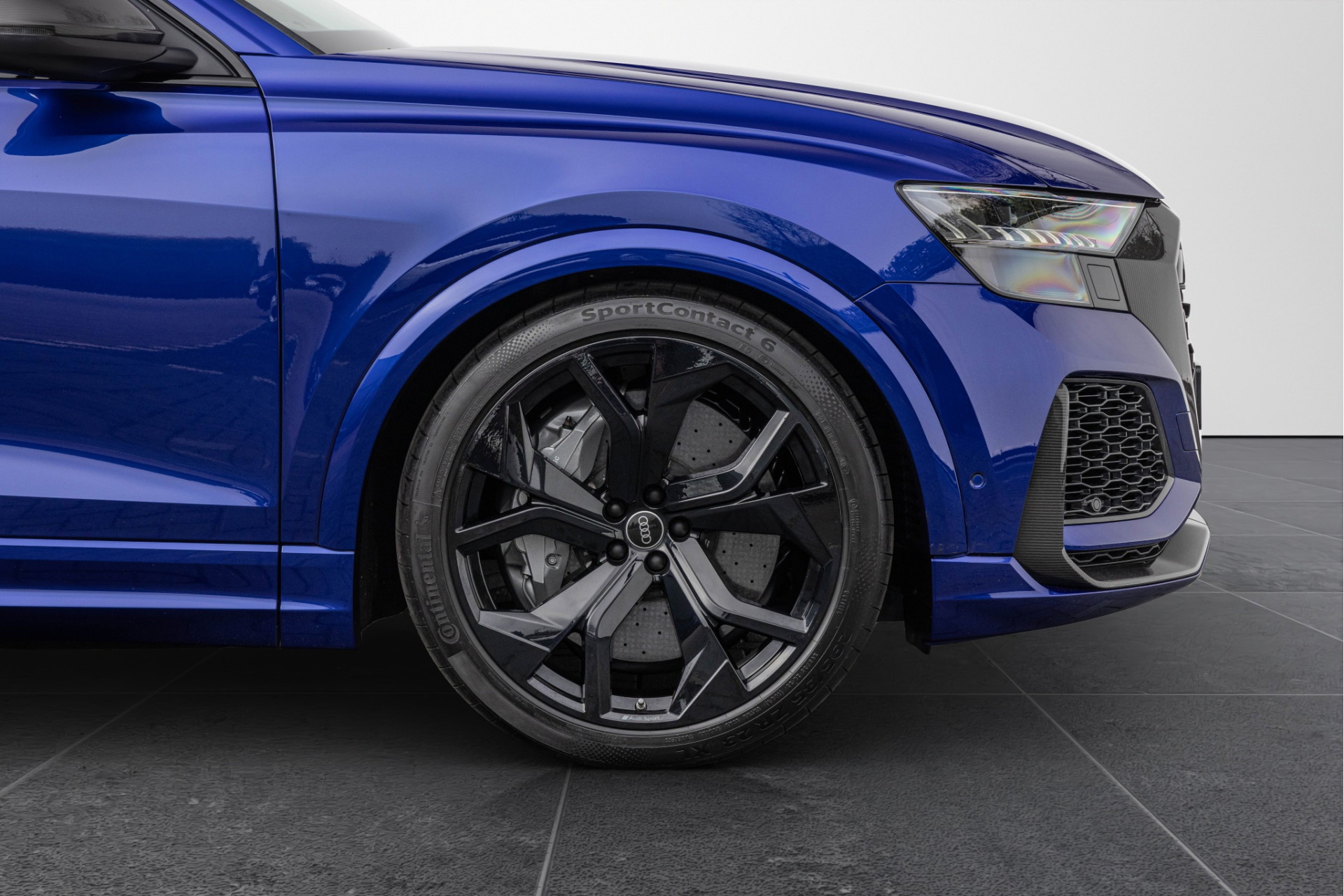 Audi RSQ8