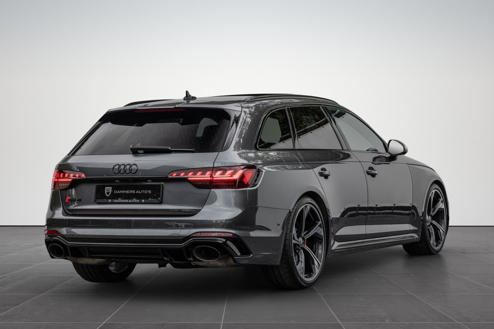 Audi RS4