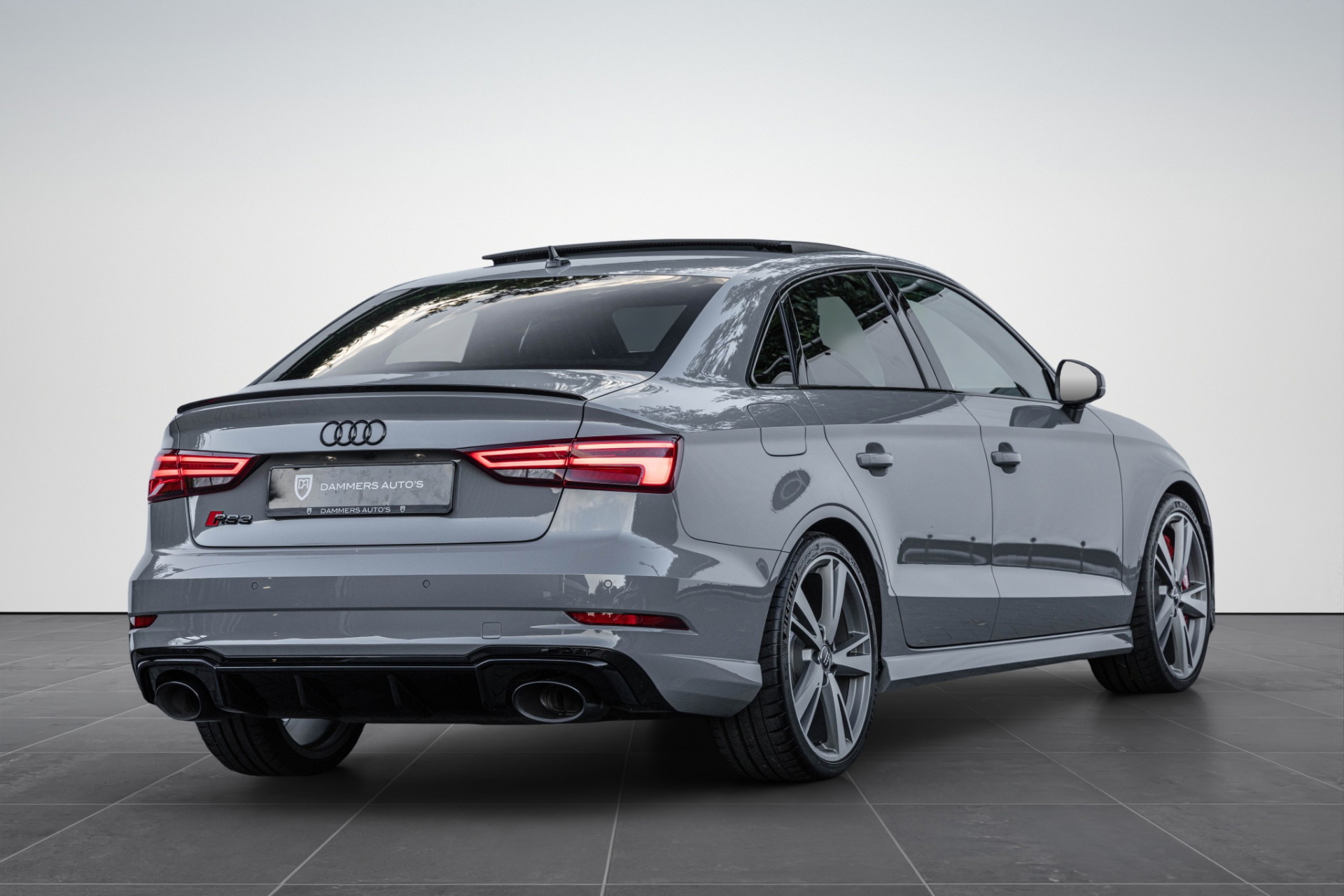 Audi RS3 Limousine