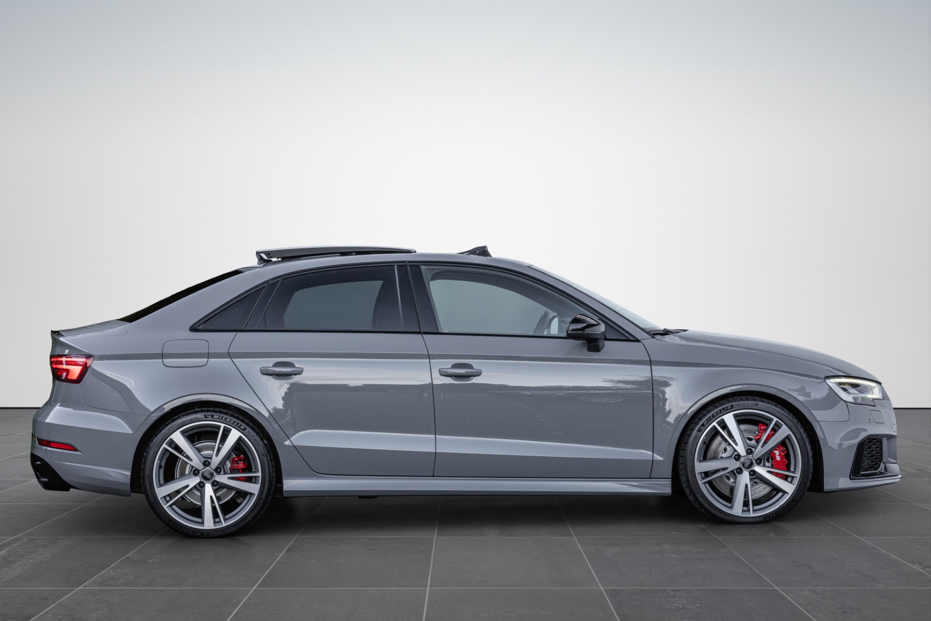 Audi RS3 Limousine