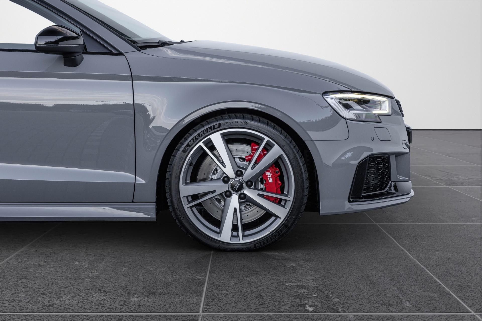 Audi RS3 Limousine